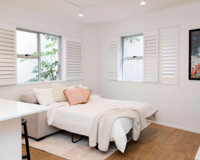 Beachside Bright Unit - Sleeps 4! Apartment Sydney