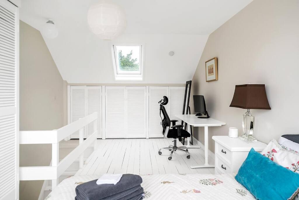 Ideal Location 3 Bdr Paddo Terrace Parking & Pets Ferienhaus *