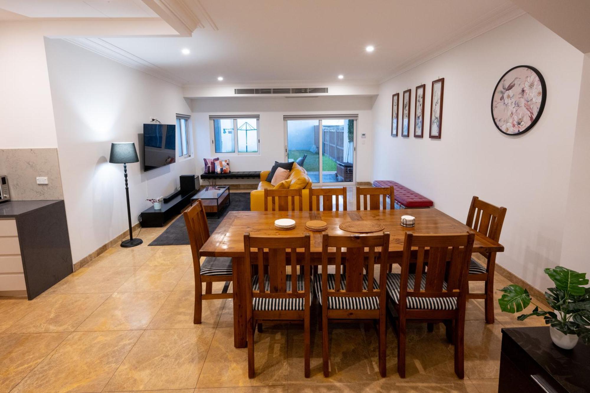 Luxury 3br In Mascot - Minutes From City, Beaches, And Airports Ferienhaus *