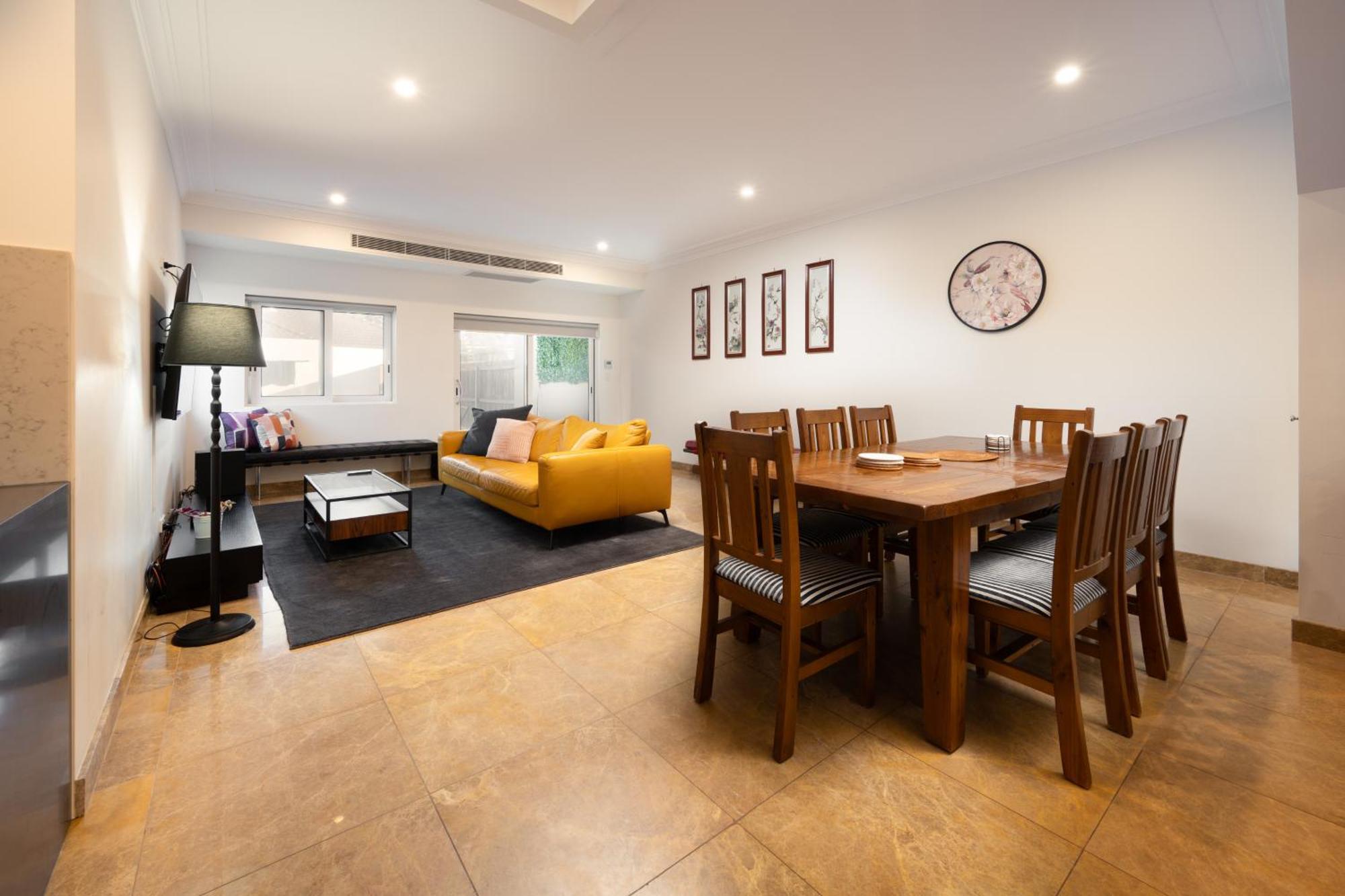 Luxury 3br In Mascot - Minutes From City, Beaches, And Airports Ferienhaus Sydney