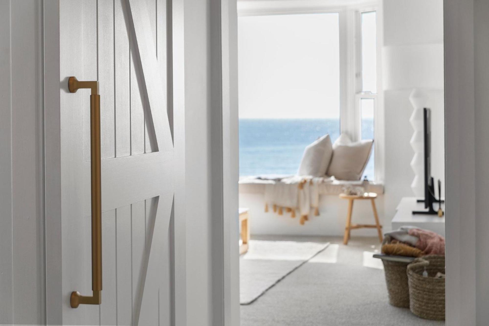 Luxury Manly Oceanfront Getaway Apartment *