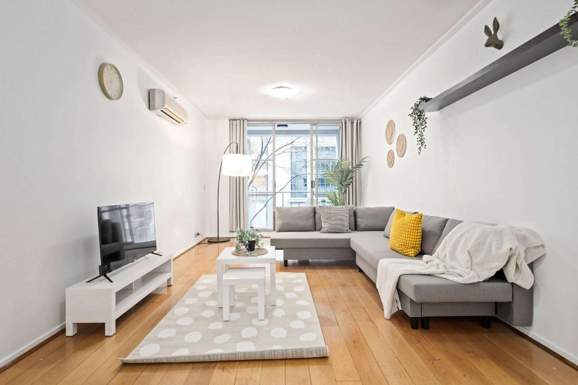 A Stylish Studio For 6 Next To Darling Harbour *