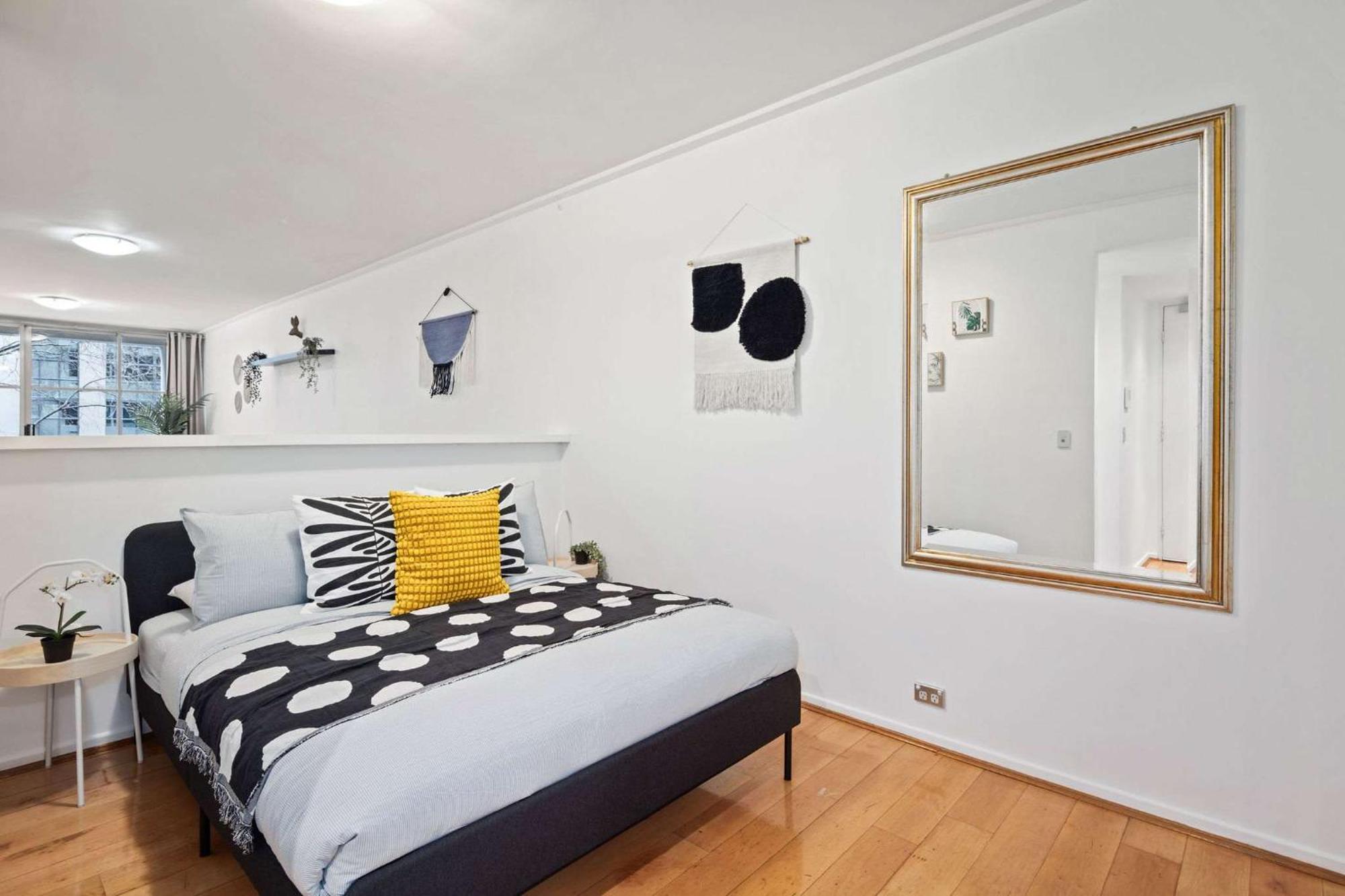 A Stylish Studio For 6 Next To Darling Harbour * Sydney