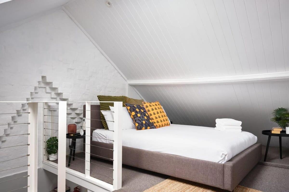 Redfern Classic Terrace - Parking And Balcony *
