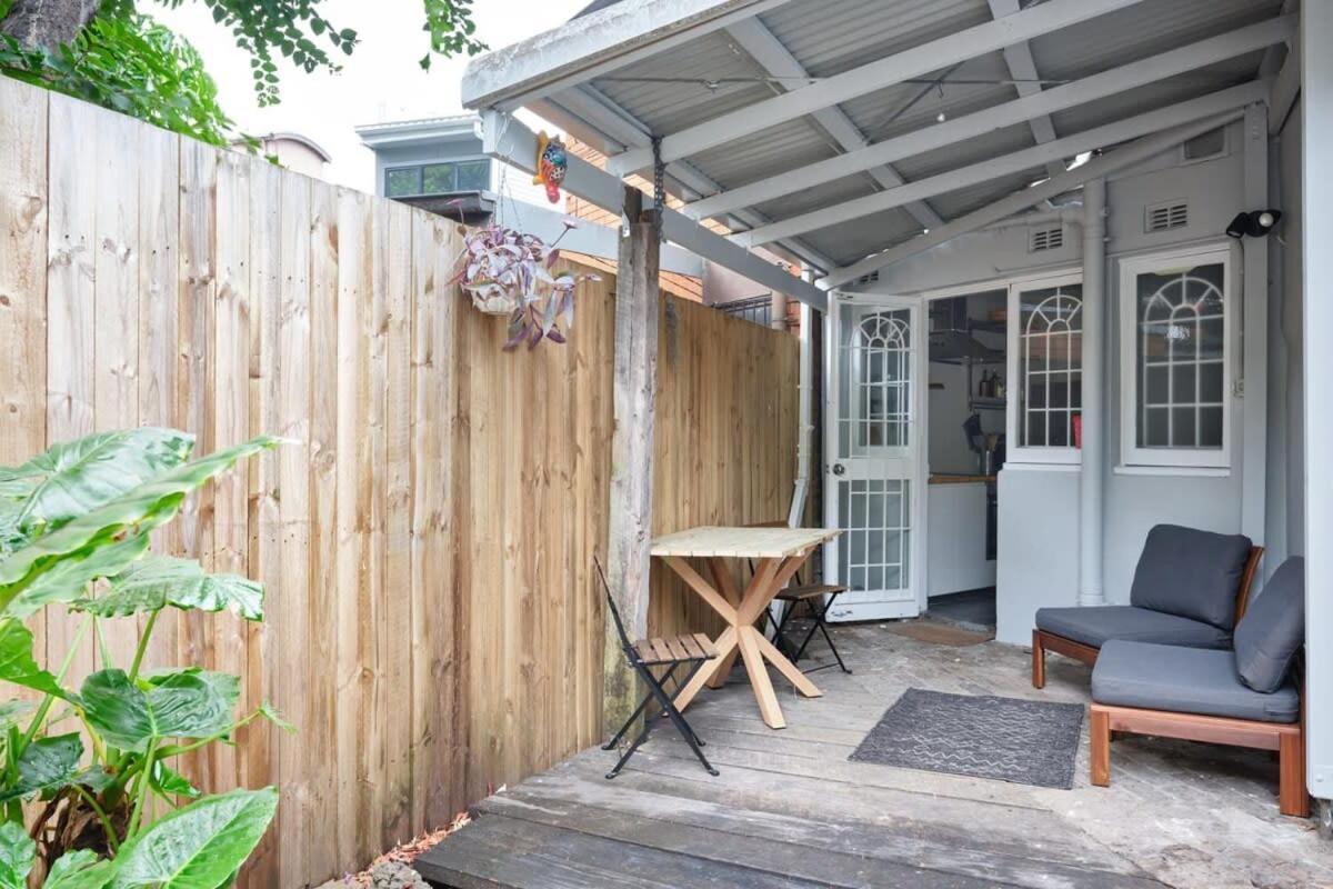 Redfern Classic Terrace - Parking And Balcony