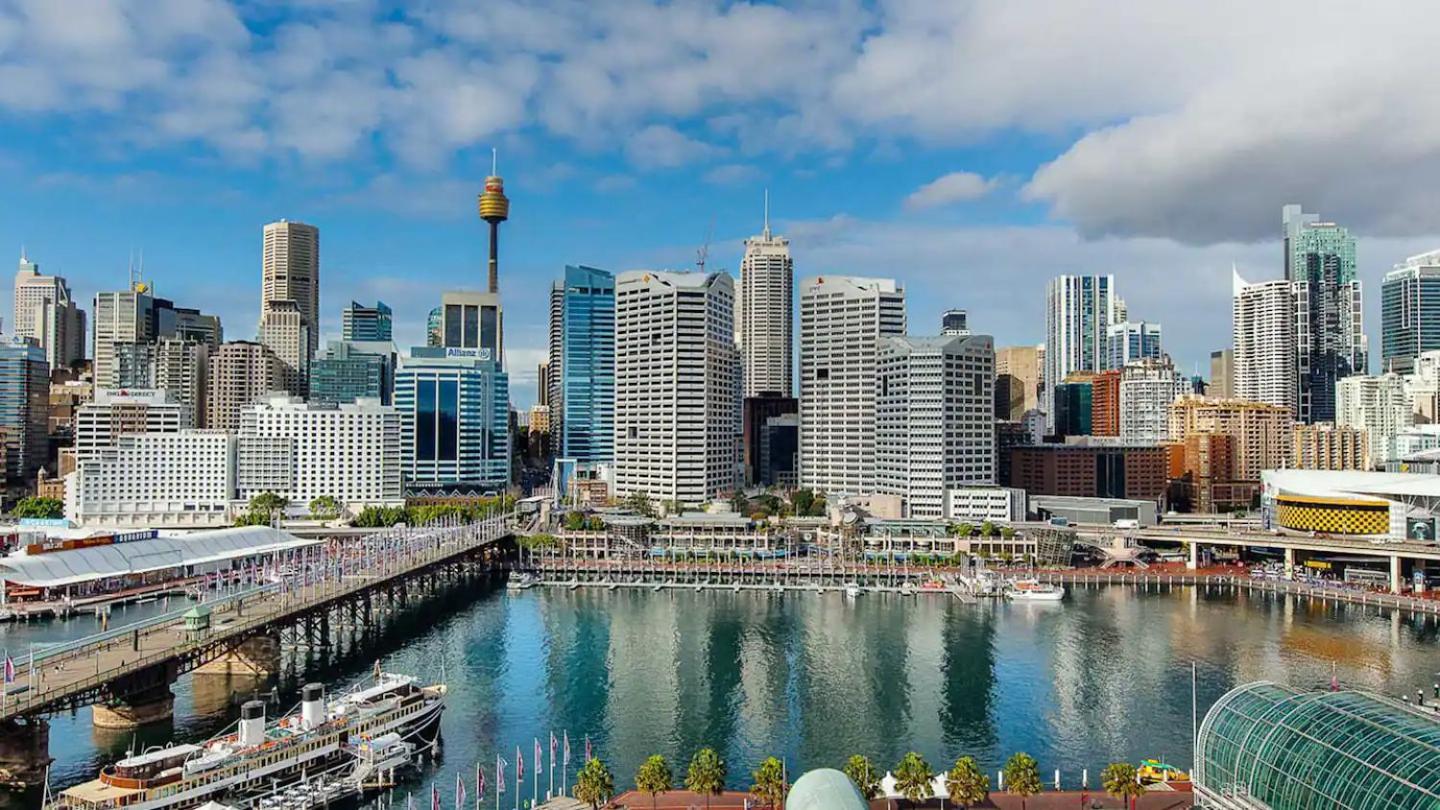 Apartment Vibrant 2bd Hideaway - 1 Bd Converted From A Study Sydney
