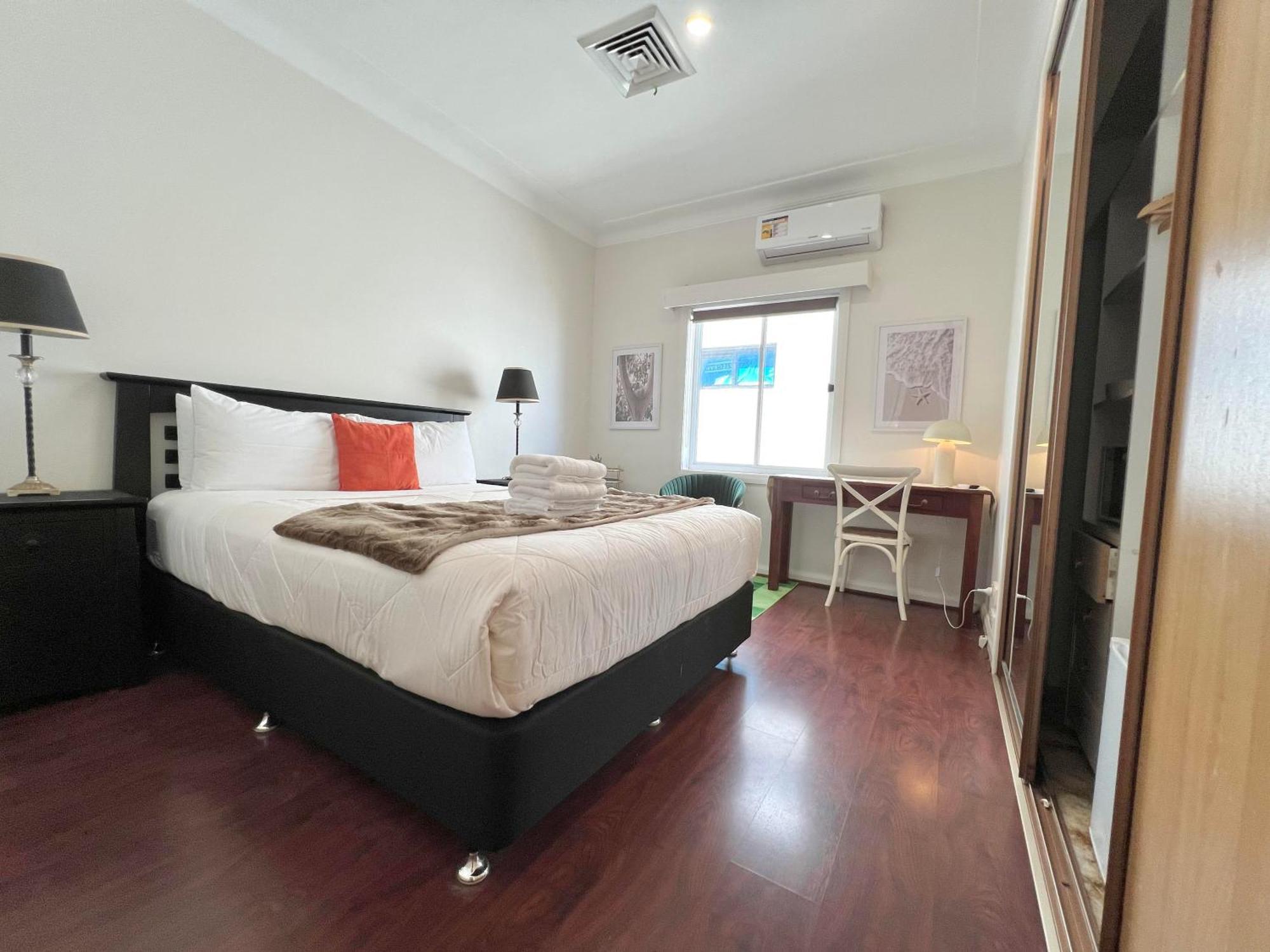 North Ryde Guest house
