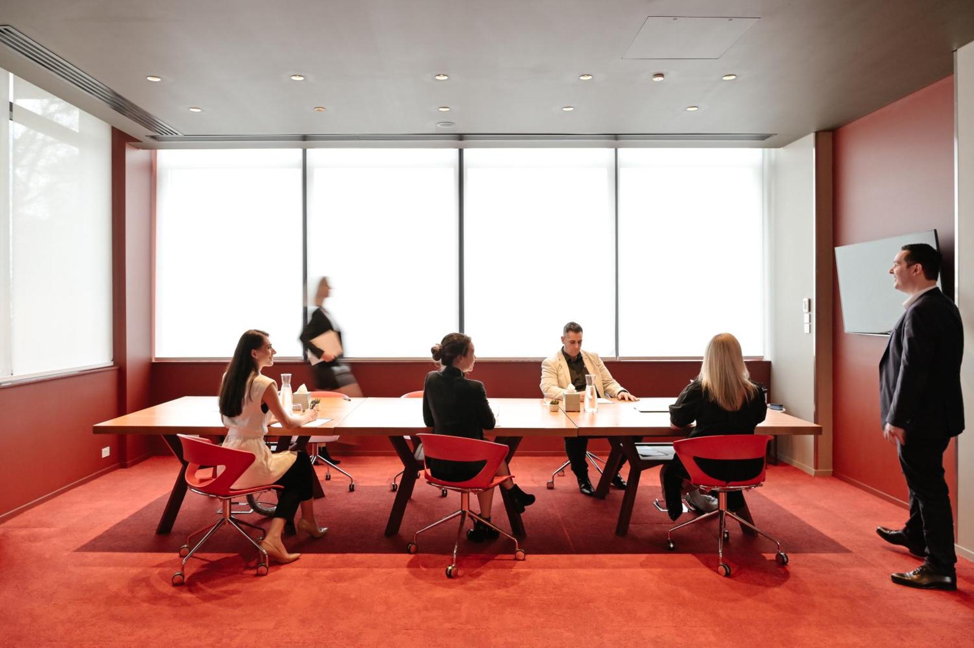 Express Macquarie Park By Ihg 4*