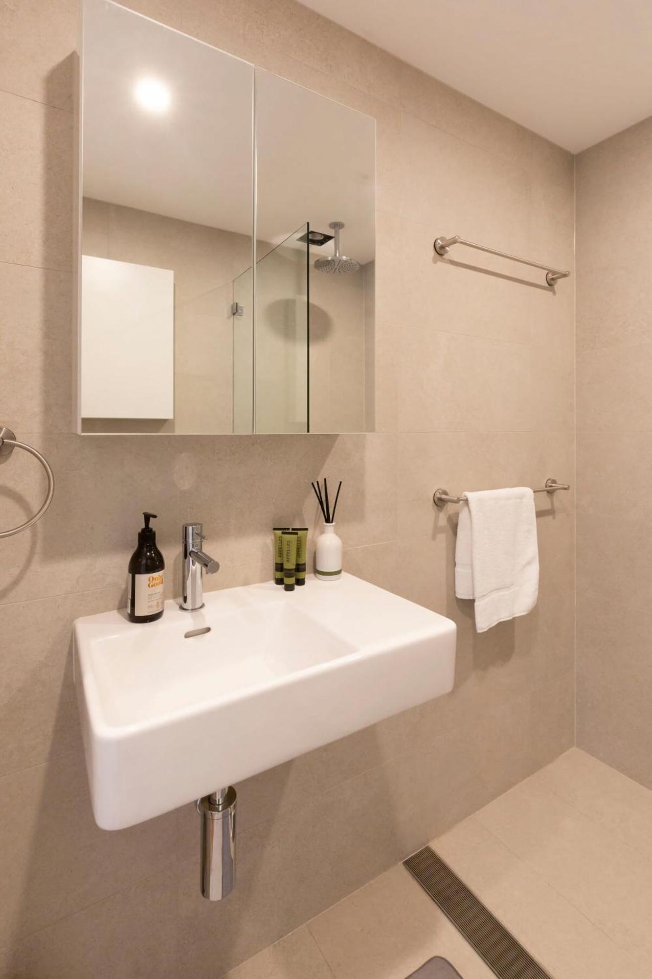 2bdr Brand New Moments From Rnsh St Leonards * Sydney
