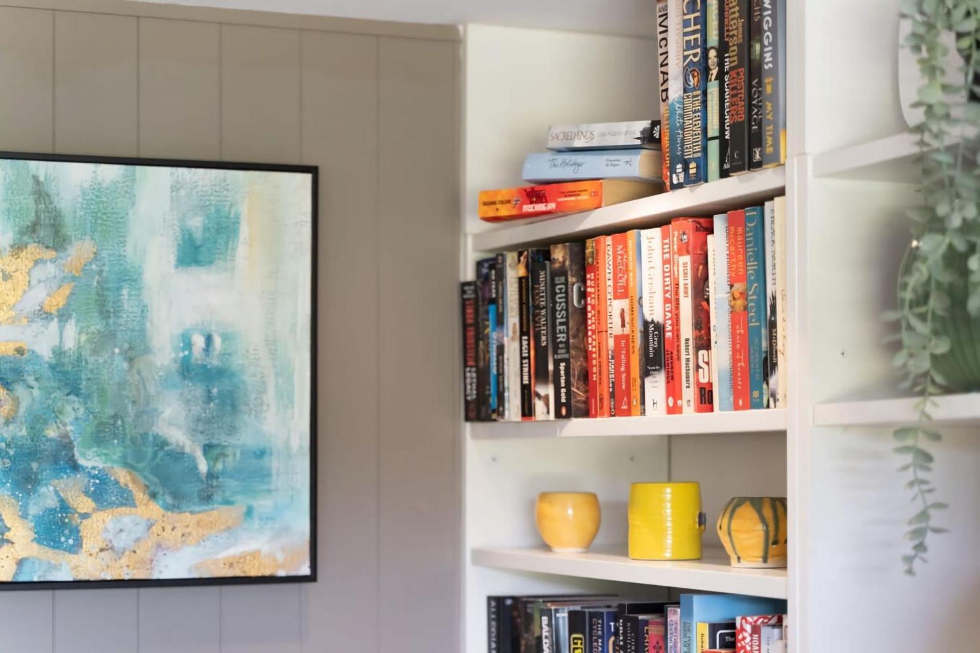 Eclectic Perfectly Positioned Apartment Sydney