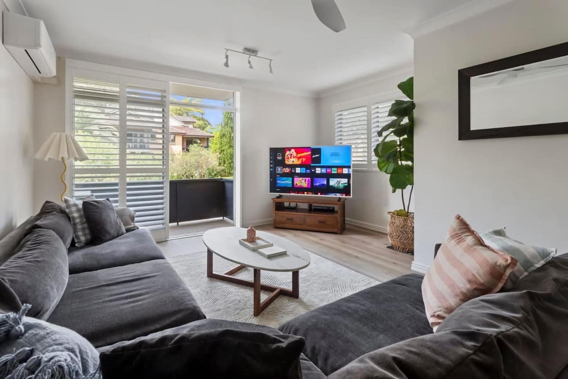 Urban Serenity 2br With Balcony Parking *