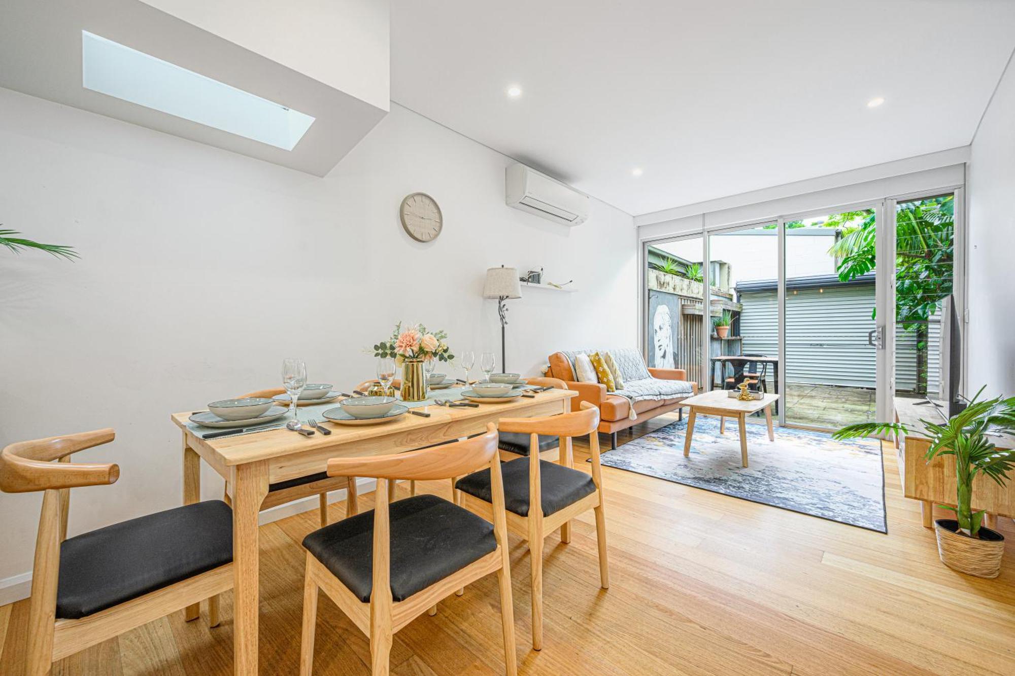 Camperdown 3br Near Parkshospitaltrainshopping Sydney