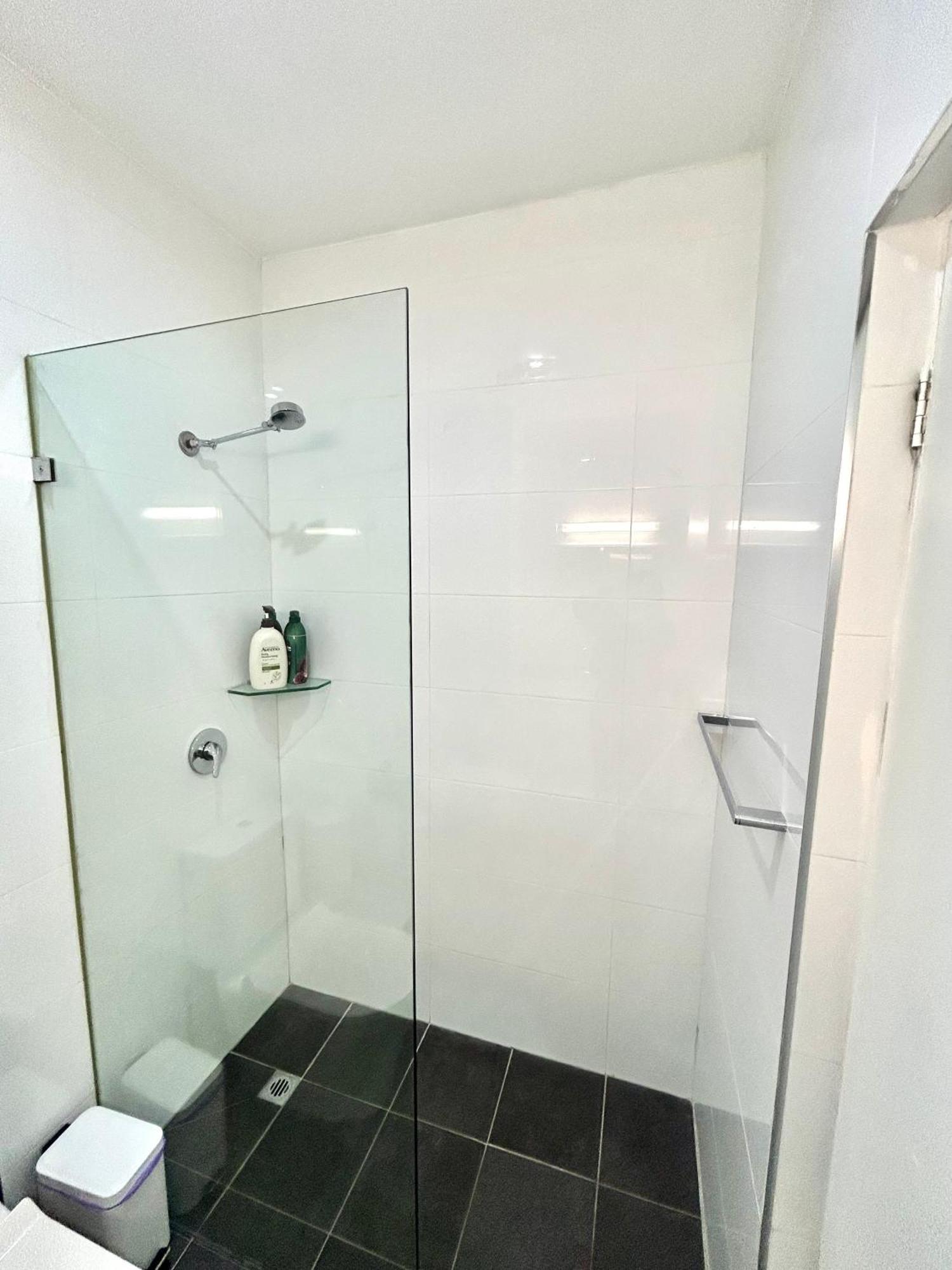 Entire Unit At Bondi Beach-staybay * Sydney