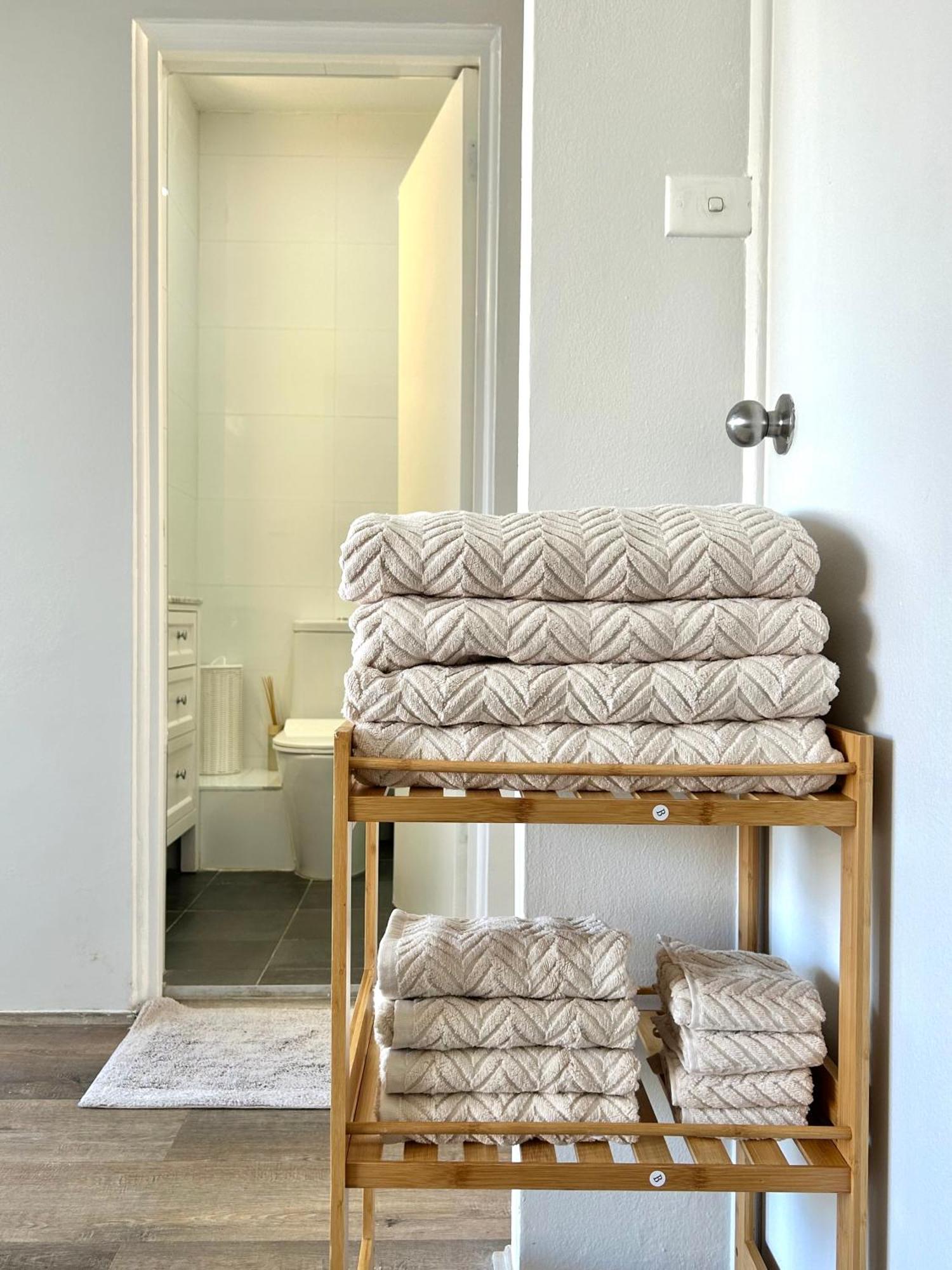 Entire Unit At Bondi Beach-staybay Apartment Sydney