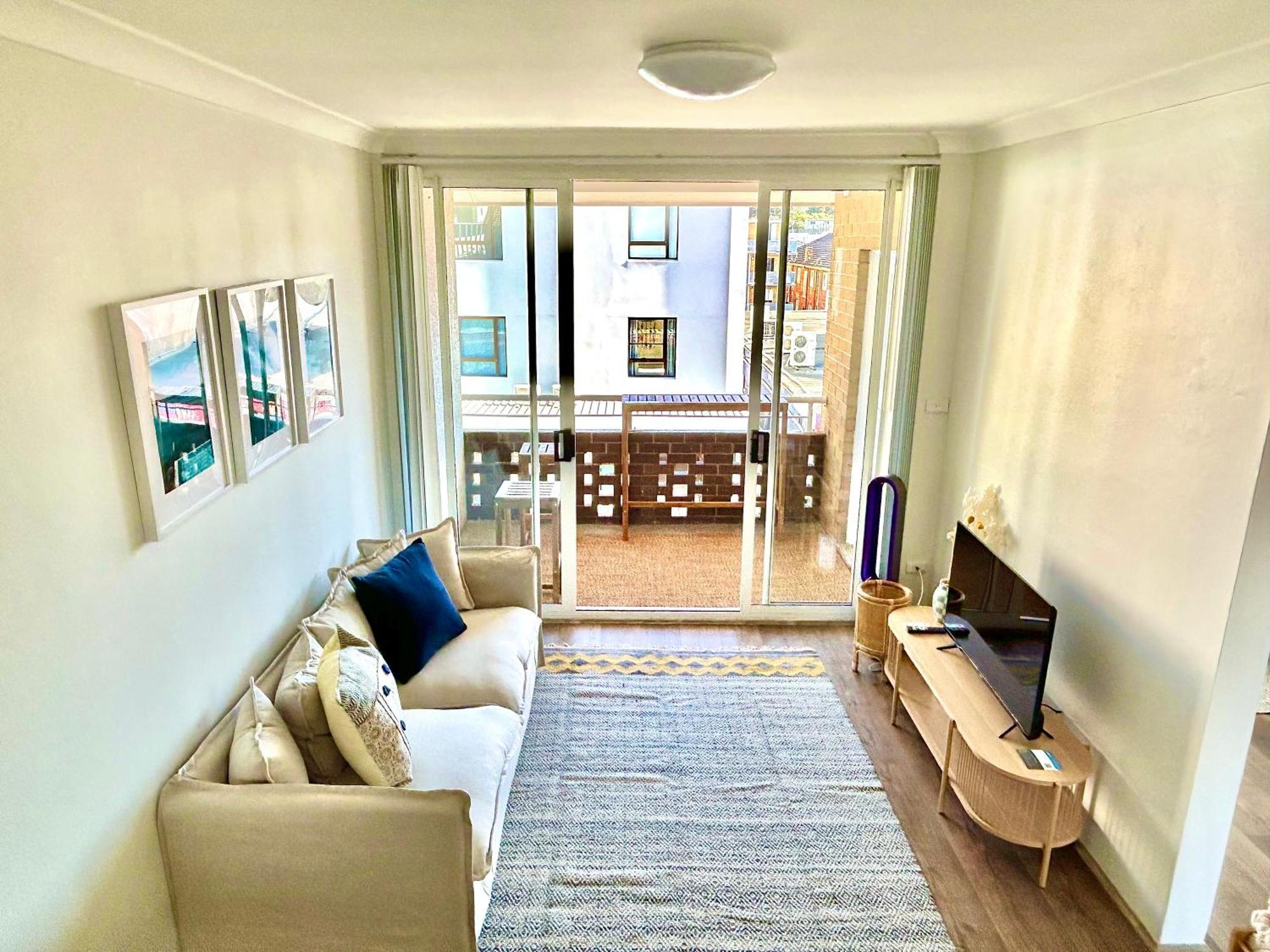 Apartment Entire Unit At Bondi Beach-staybay *