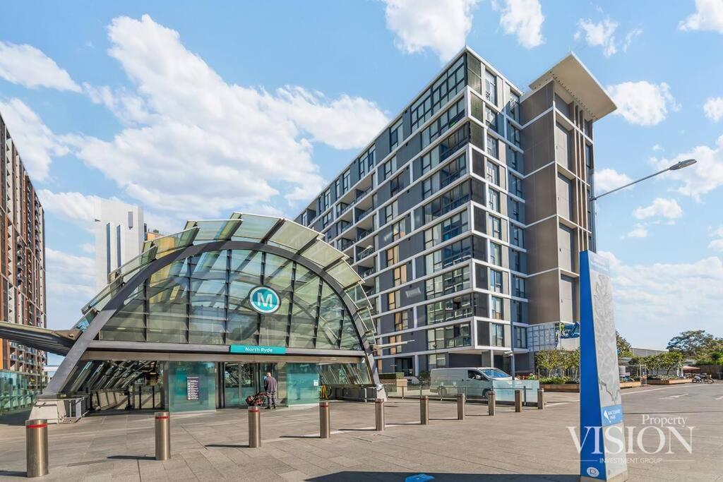 Modern 2 Bedroom Next To North Ryde Metro * Sydney
