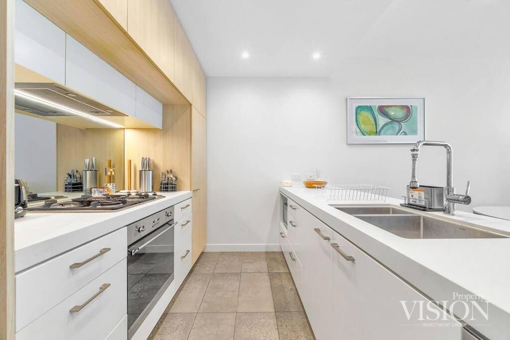 Apartment Modern 2 Bedroom Next To North Ryde Metro Sydney
