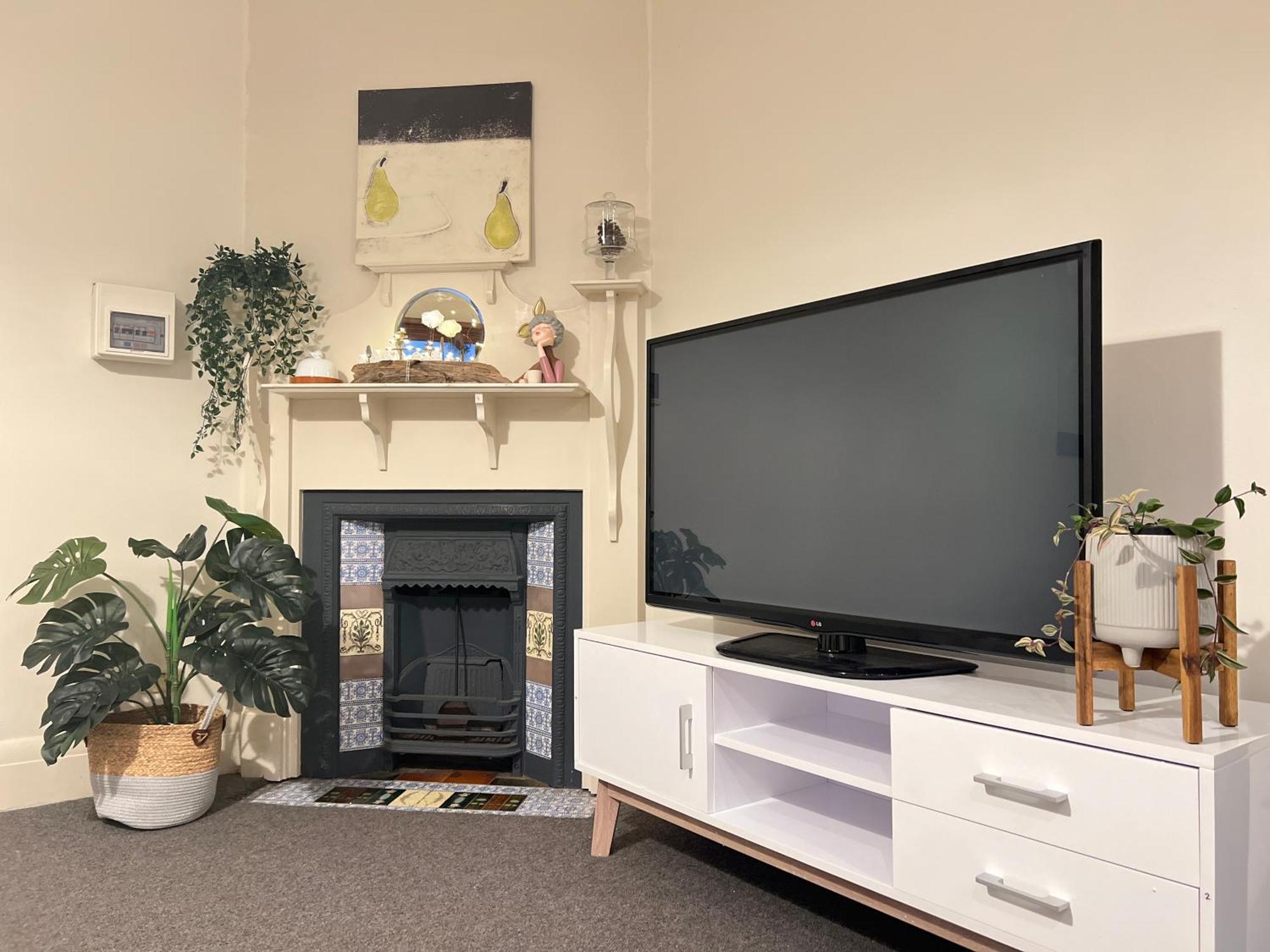 Apartment Cammeray Above A Trendy Cafe, 2 Free Cupsday