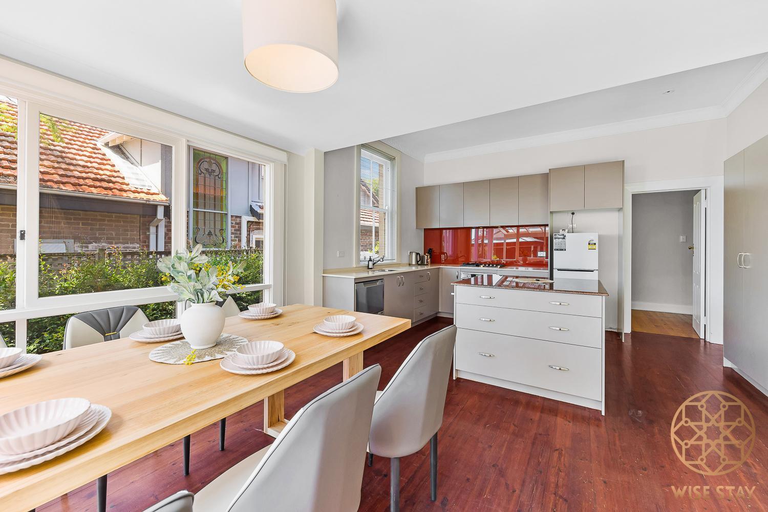 Greenwich Luxury Near Wharftraincbd Steps To Sea