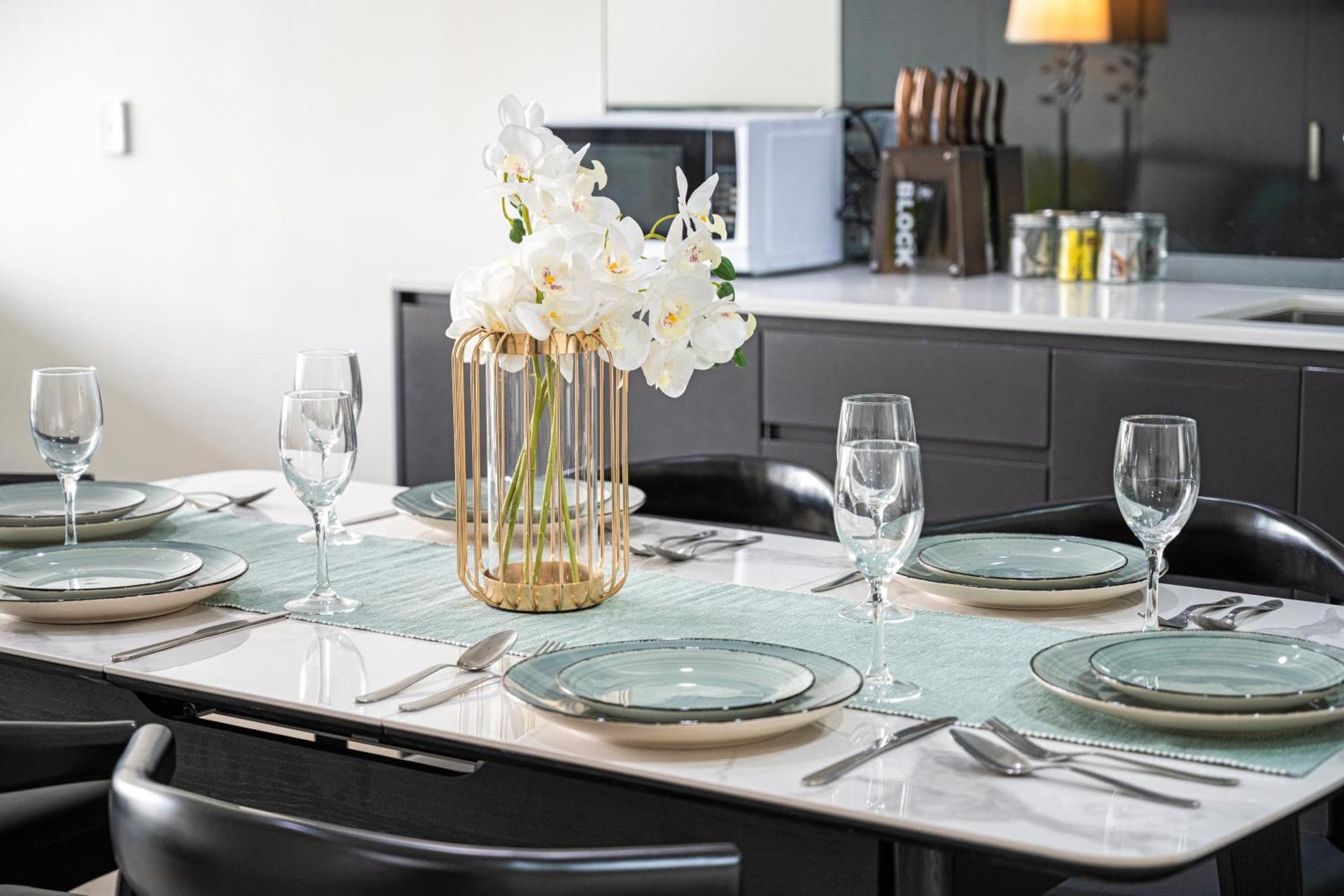 Wentworth Point Modern 2br With Large Belcony Sydney