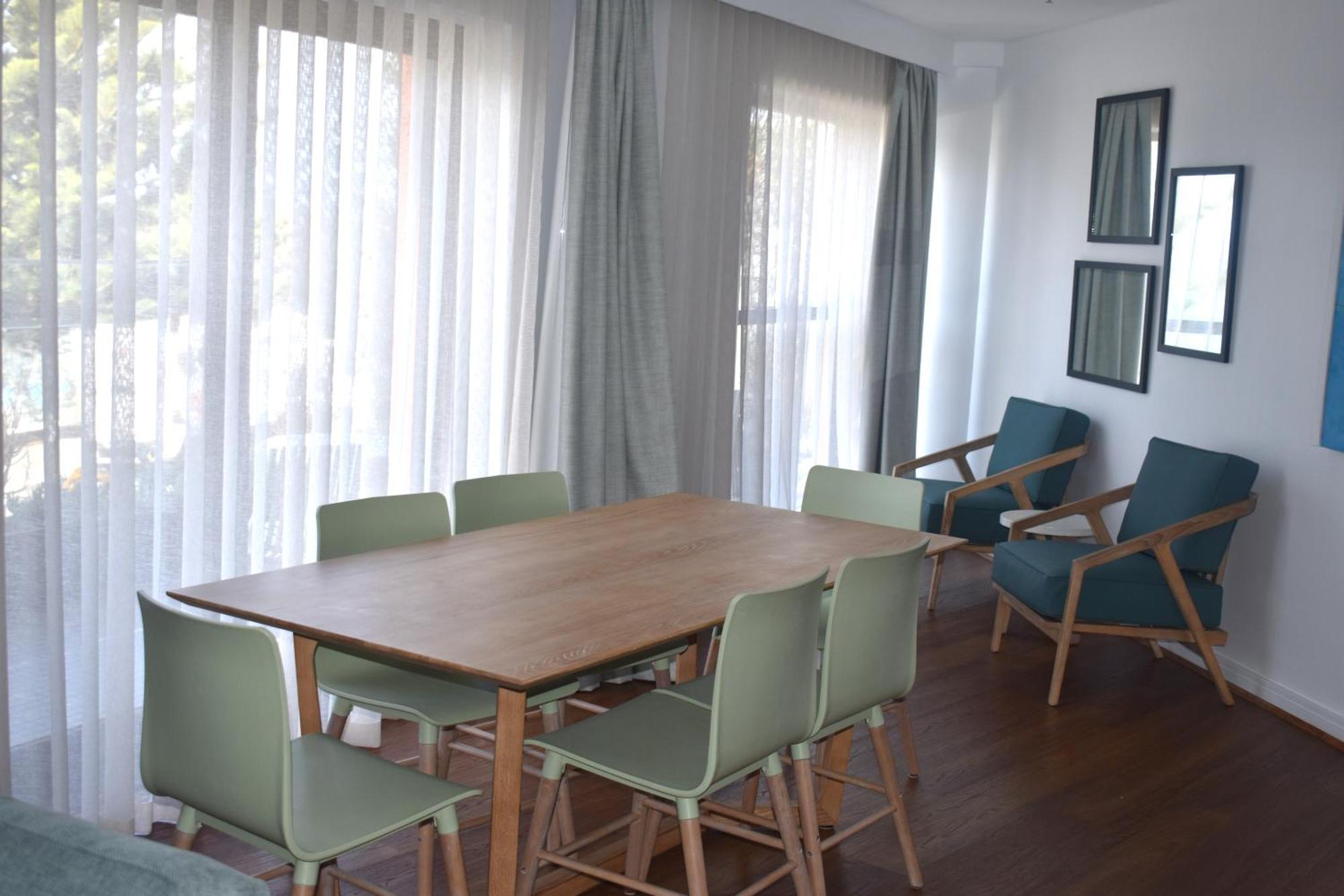 Aparthotel Bondi 38 Serviced 4*