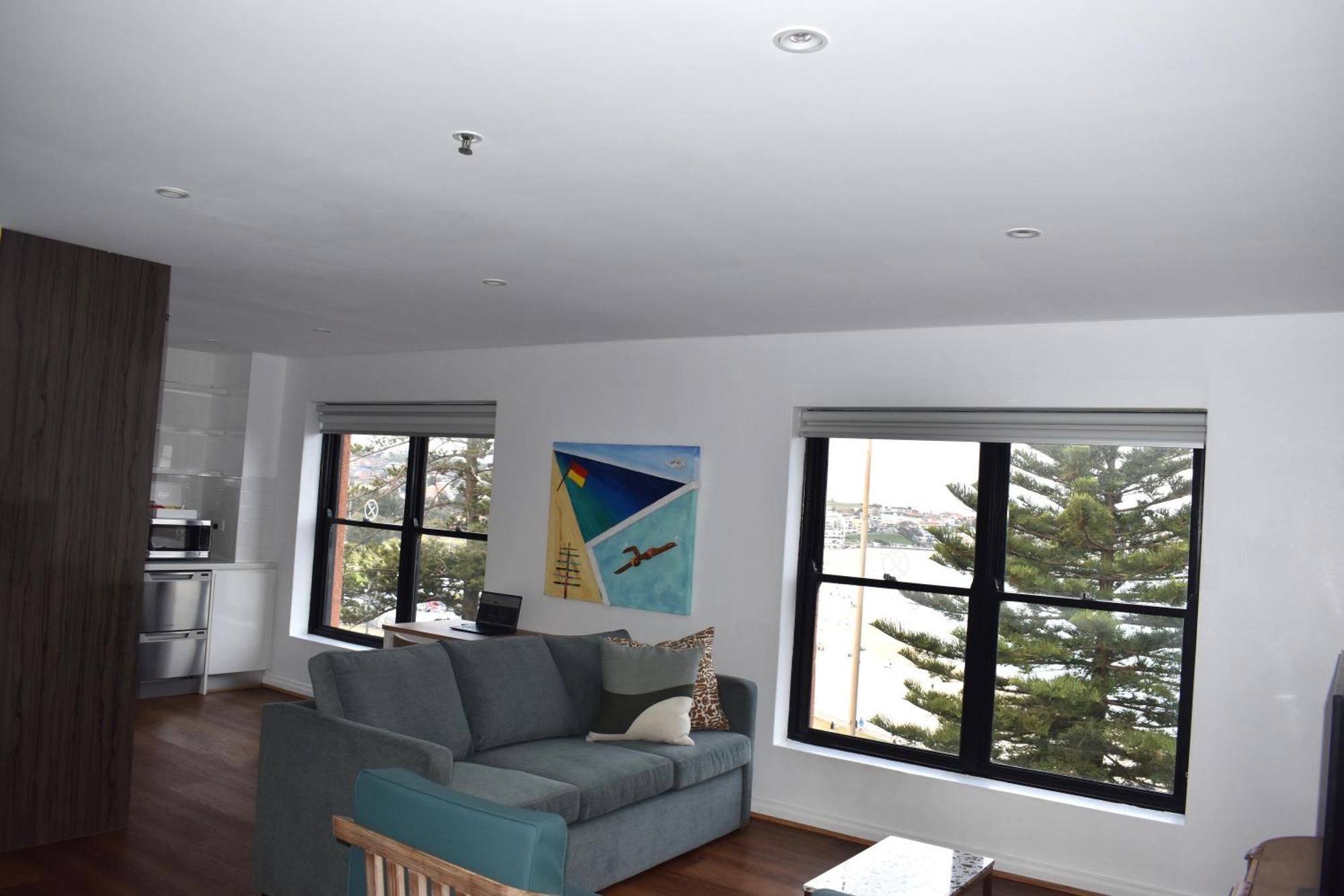 Bondi 38 Serviced 4*