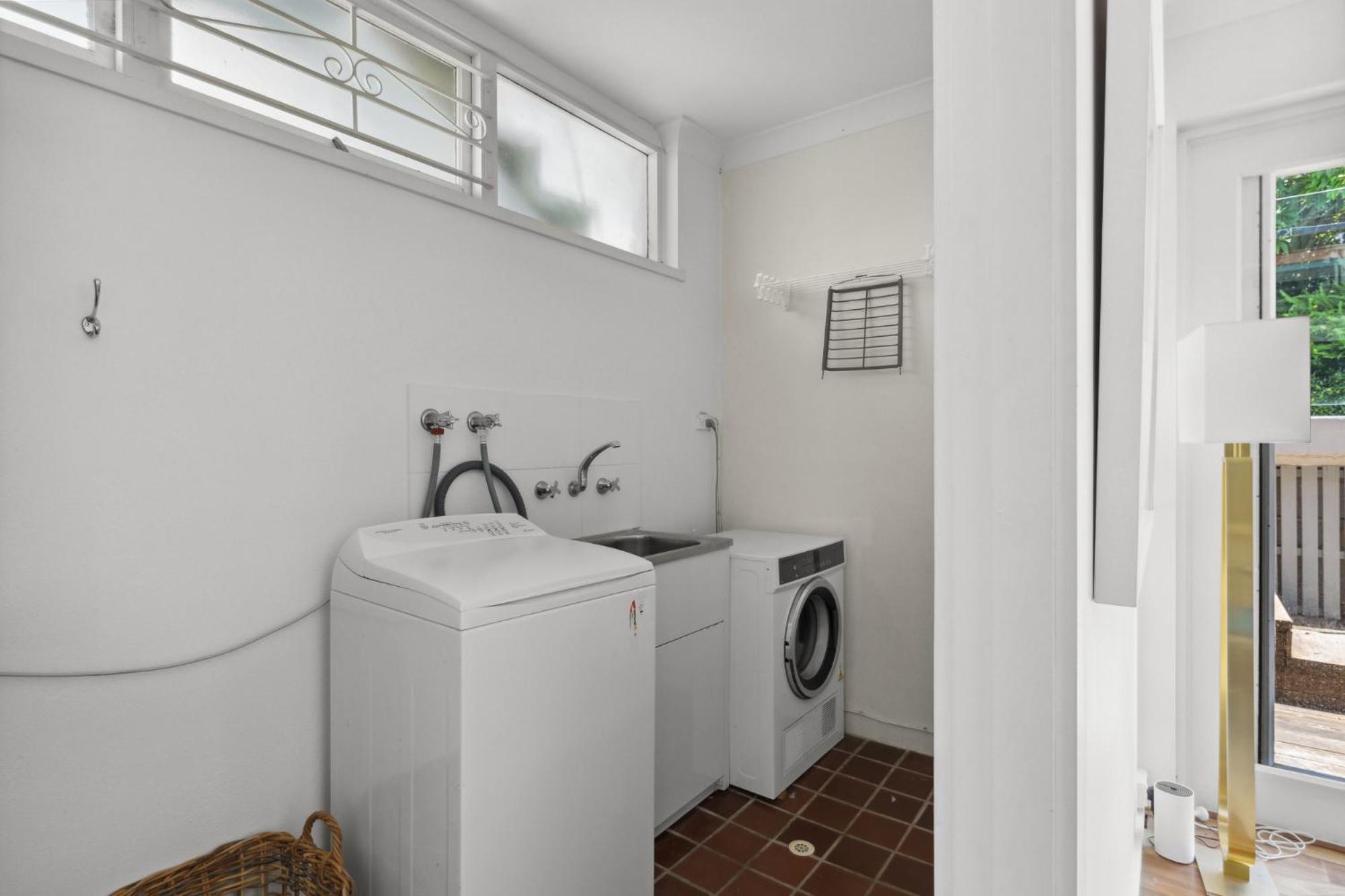 Holiday home Poolside - Close To Taronga Zoo & Luna Park Sydney