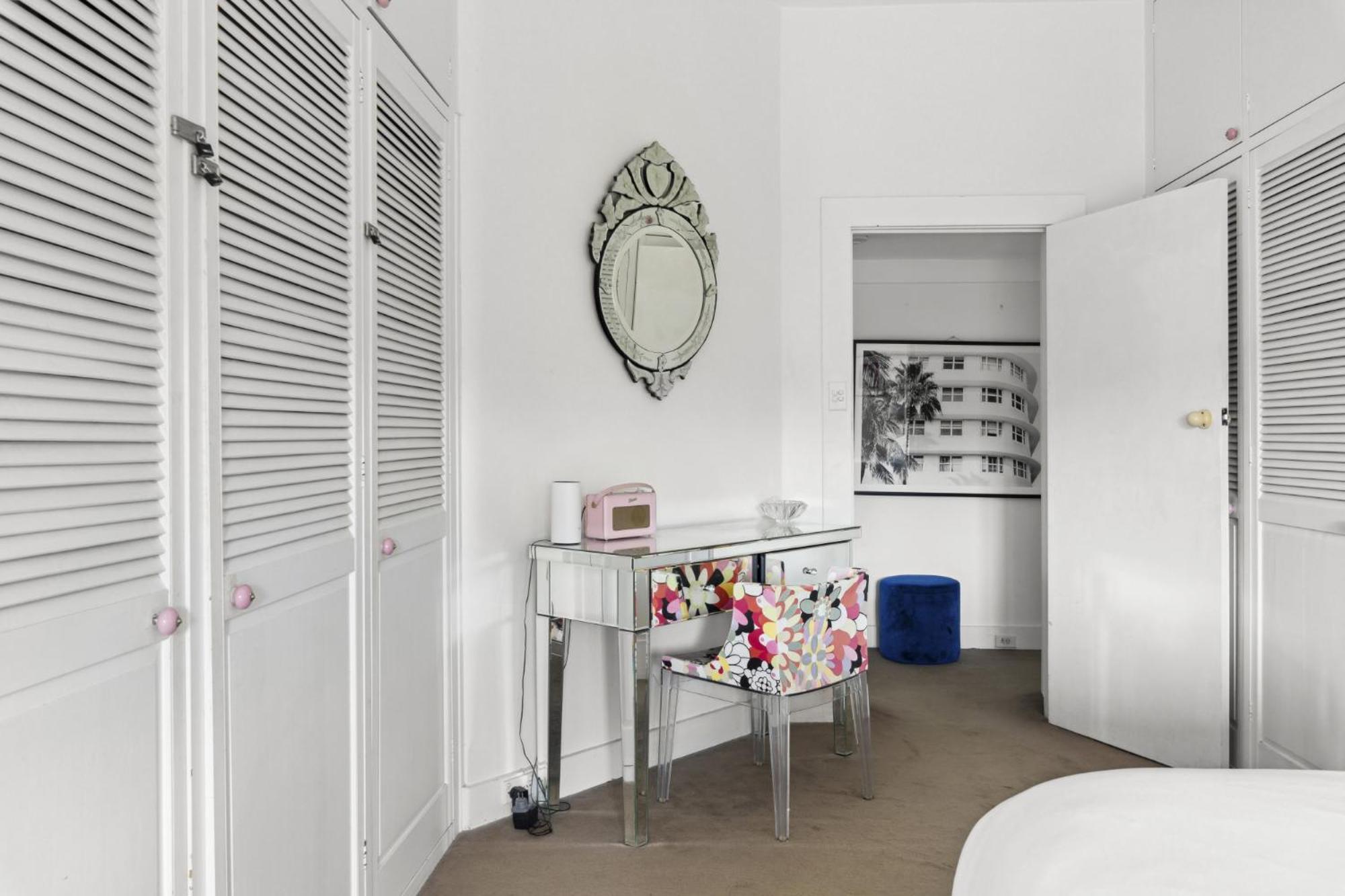 Poolside - Close To Taronga Zoo & Luna Park *