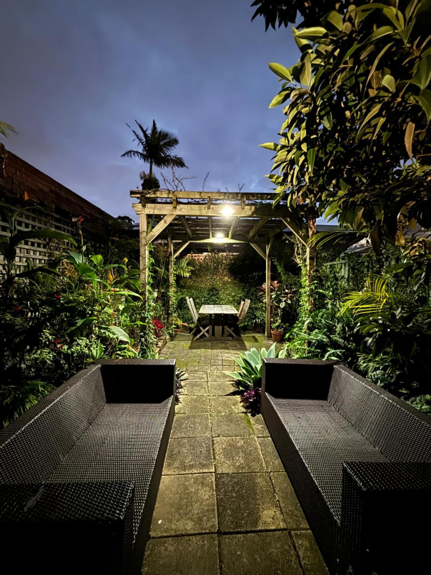 Bahay bakasyunan Kookaburra Gardens - 4 Stops From The City, Icc And Harbour