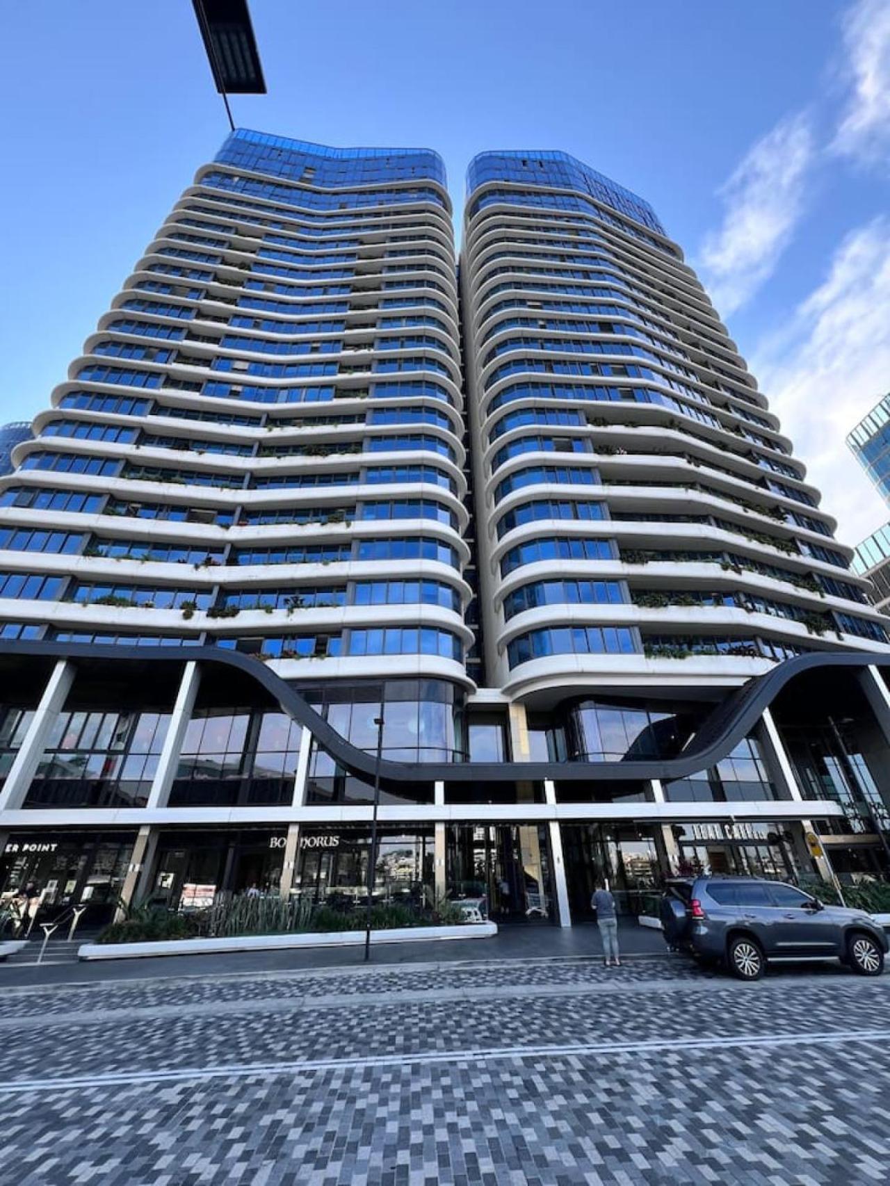 High Level Fabulous View 3beds In Wwp Apartment Sydney
