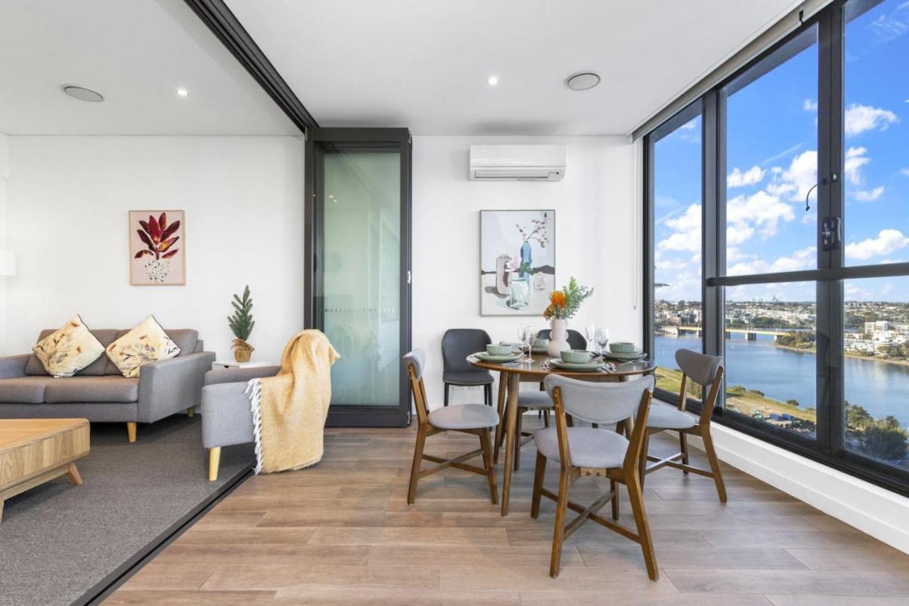 High Level Fabulous View 3beds In Wwp Sydney