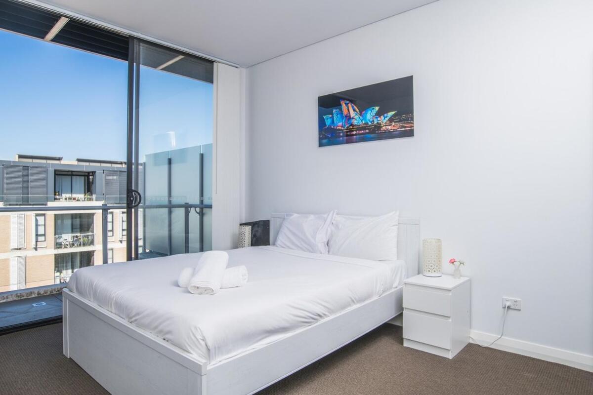 Ultimate Rosebery Convenience - Parking Available Apartamento