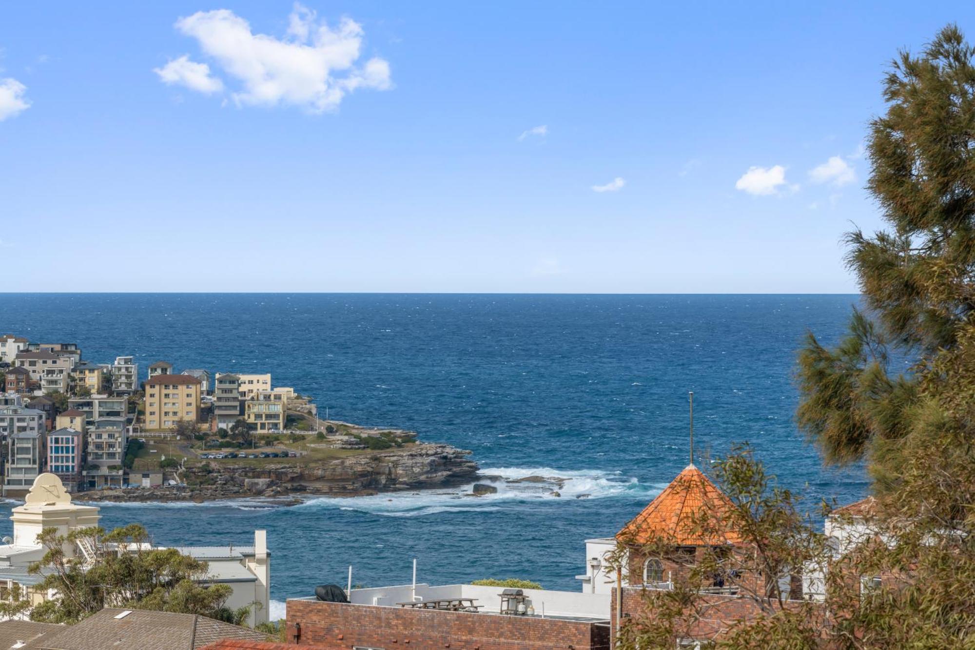 Oceanview Luxe Escape In Bondi With Parking * Sydney