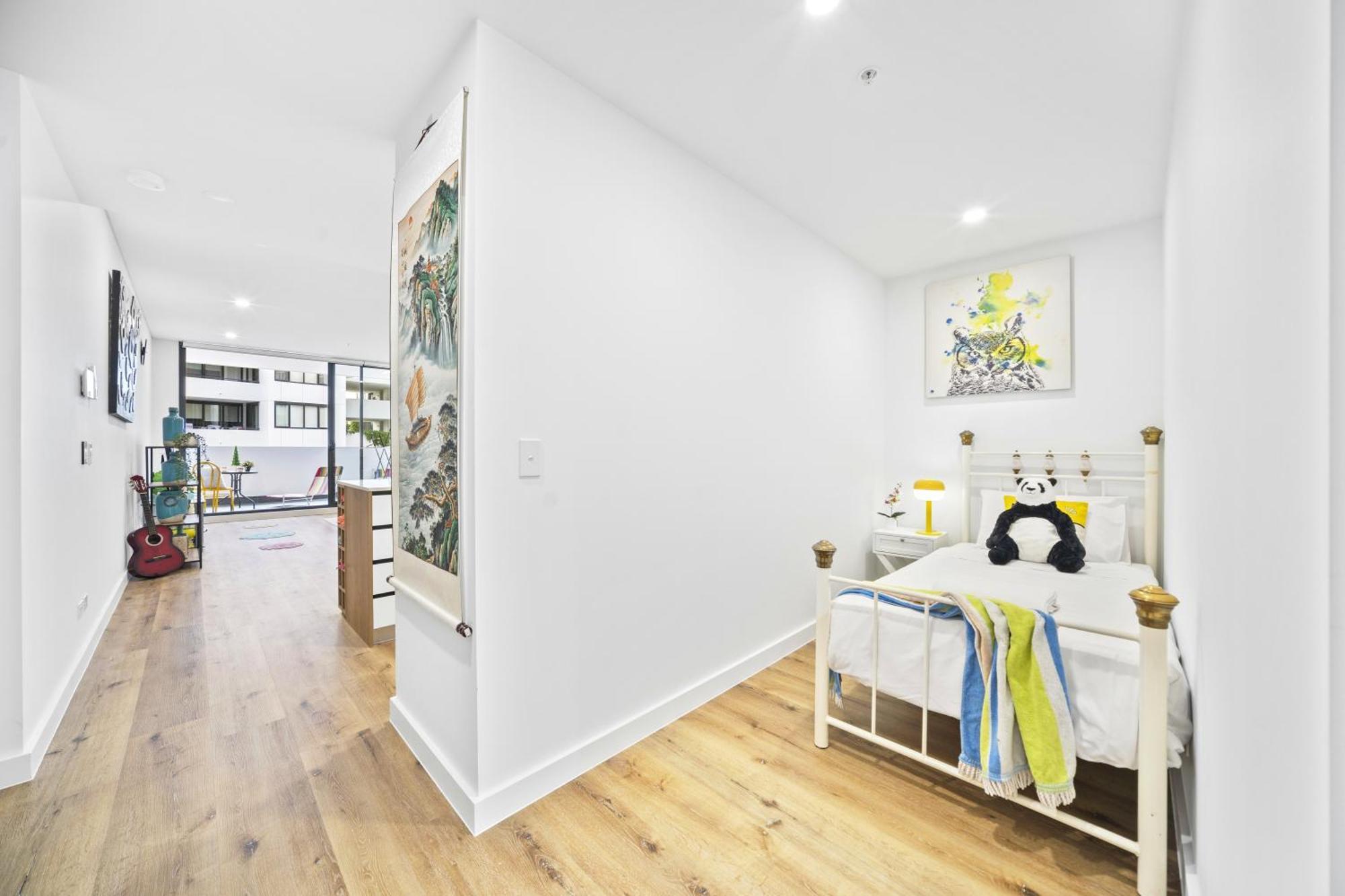 Modern Toy Style At Heart Kogarah Apartment