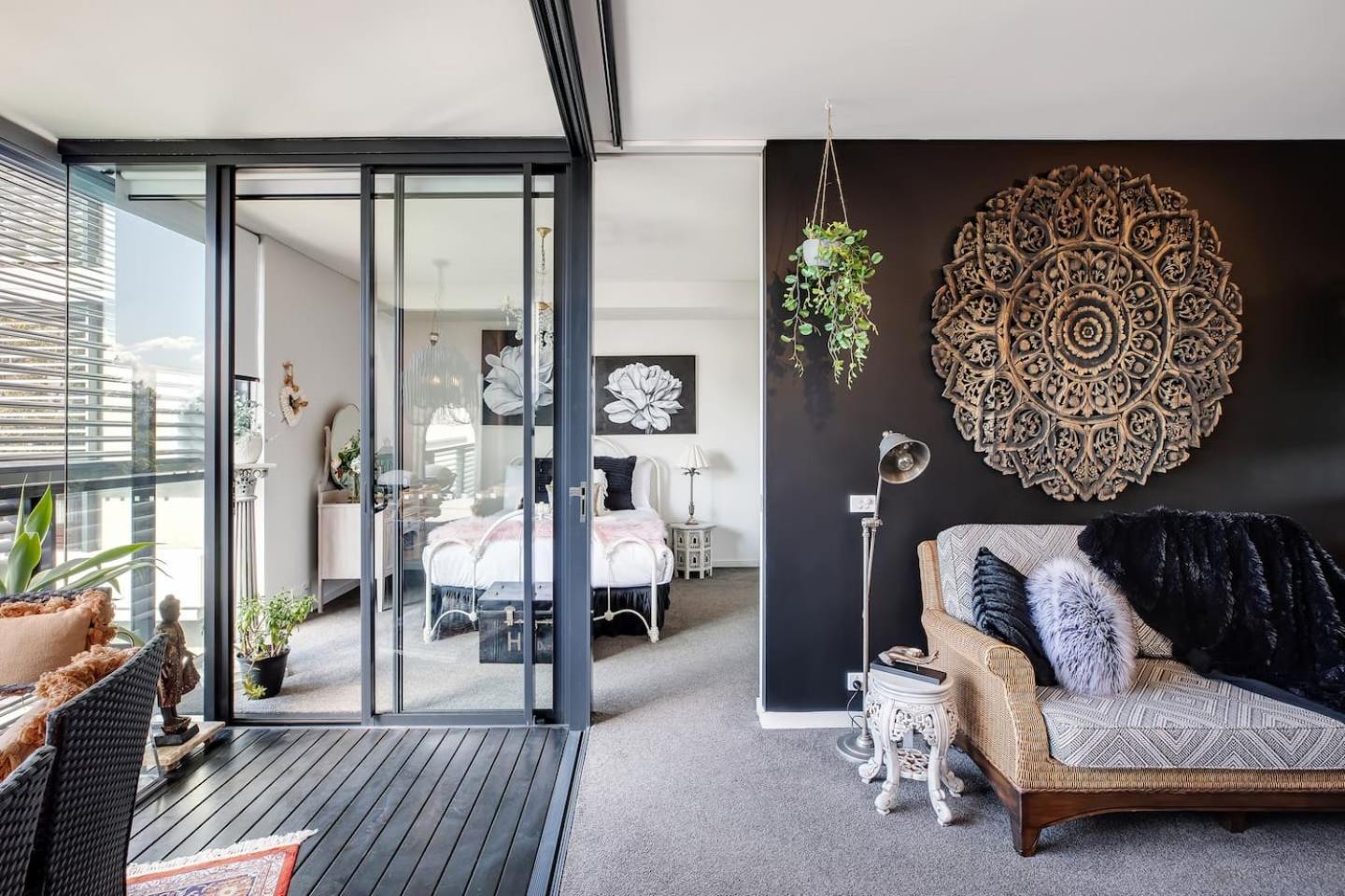 Balinese Charm Meets Living In Inner Apartamento *