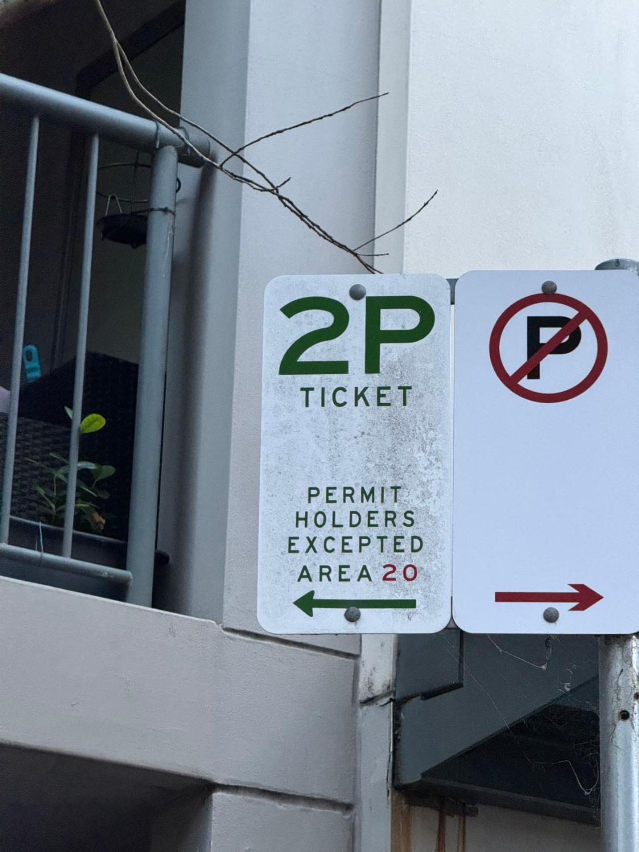 Pyrmont Air-con *