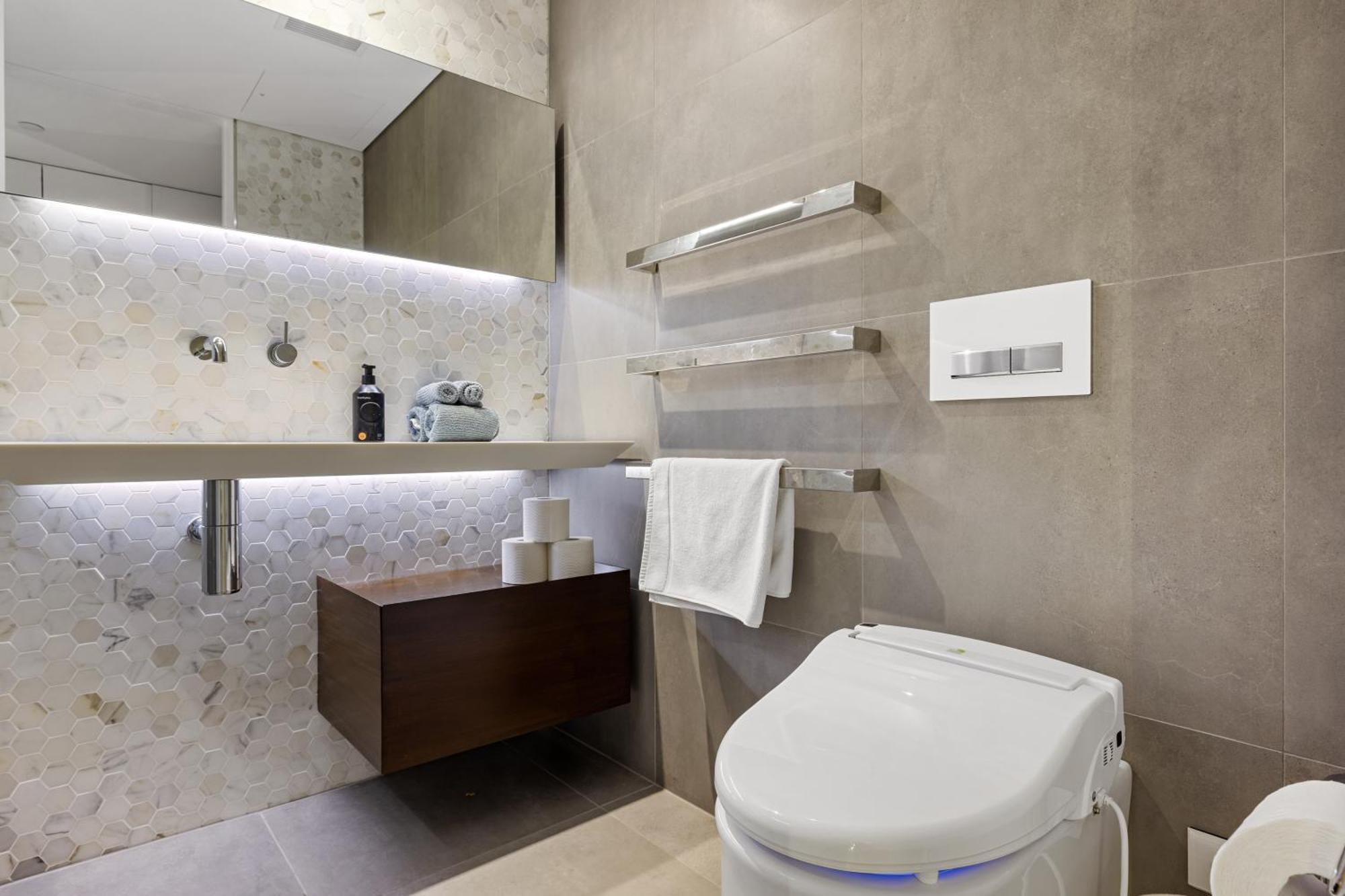 3 Bedroom Darling Harbour Sydney