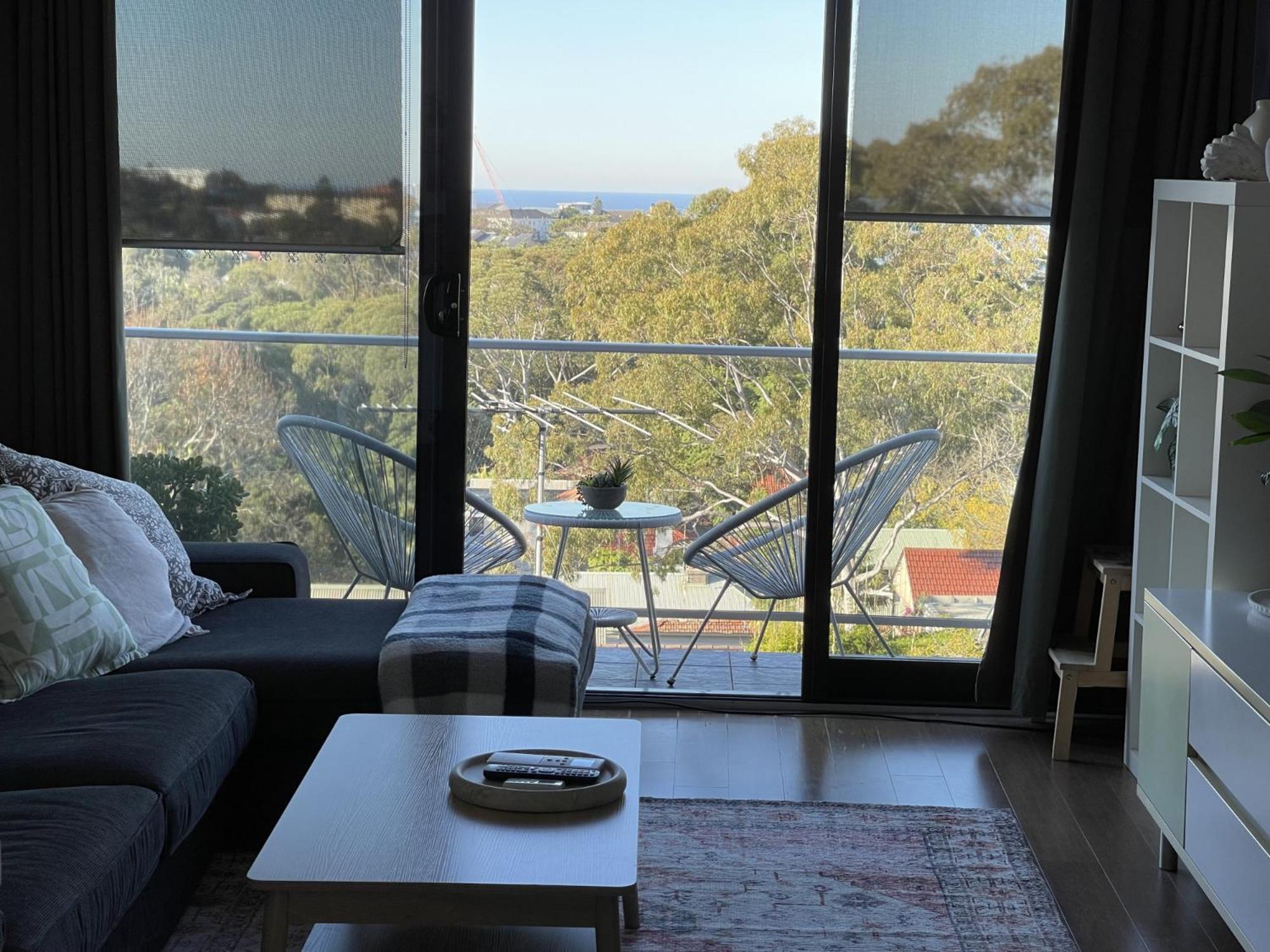 Apartamento Treetop Retreat Five Minute Stroll To The Sidney