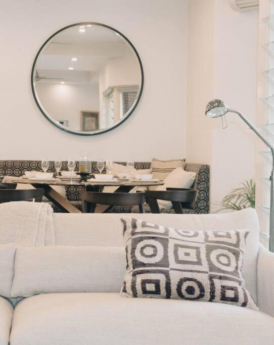 Villa Picasso In Rose Bay