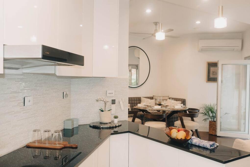 Villa Picasso In Rose Bay *
