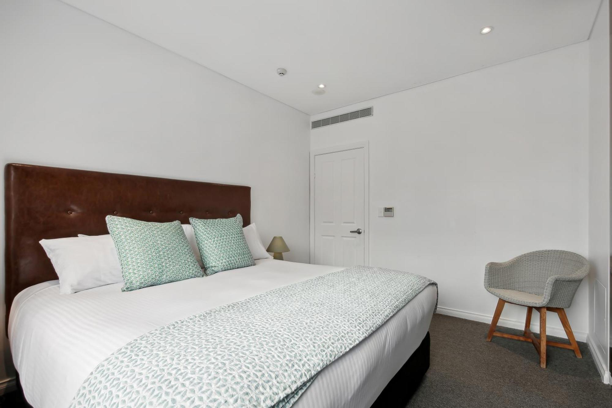 Bondi 38 Serviced Aparthotel 4*