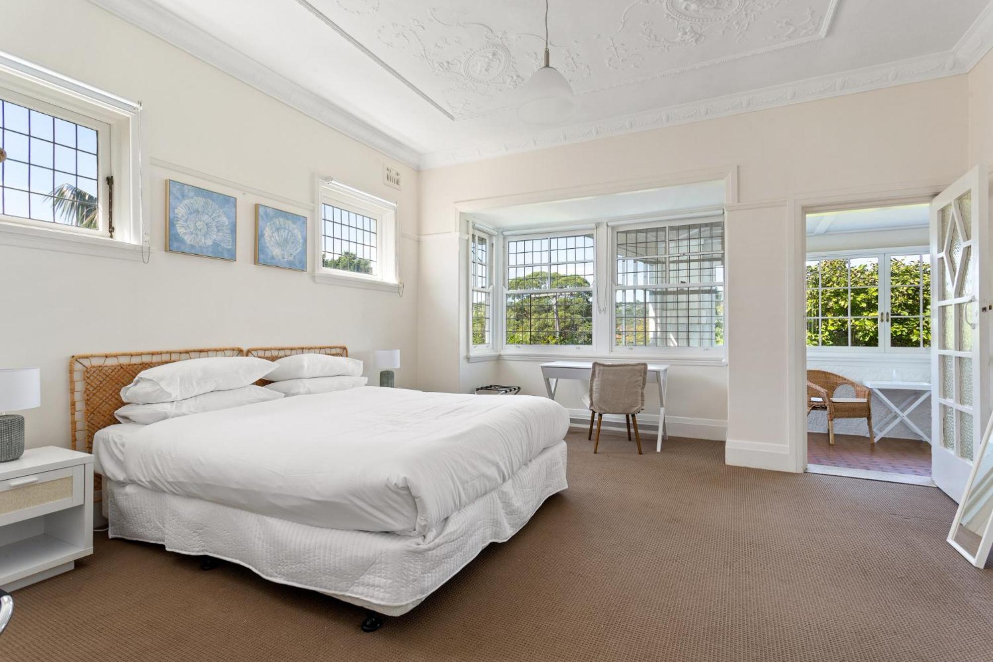 Balmoral House - Footsteps To Holiday home Sydney