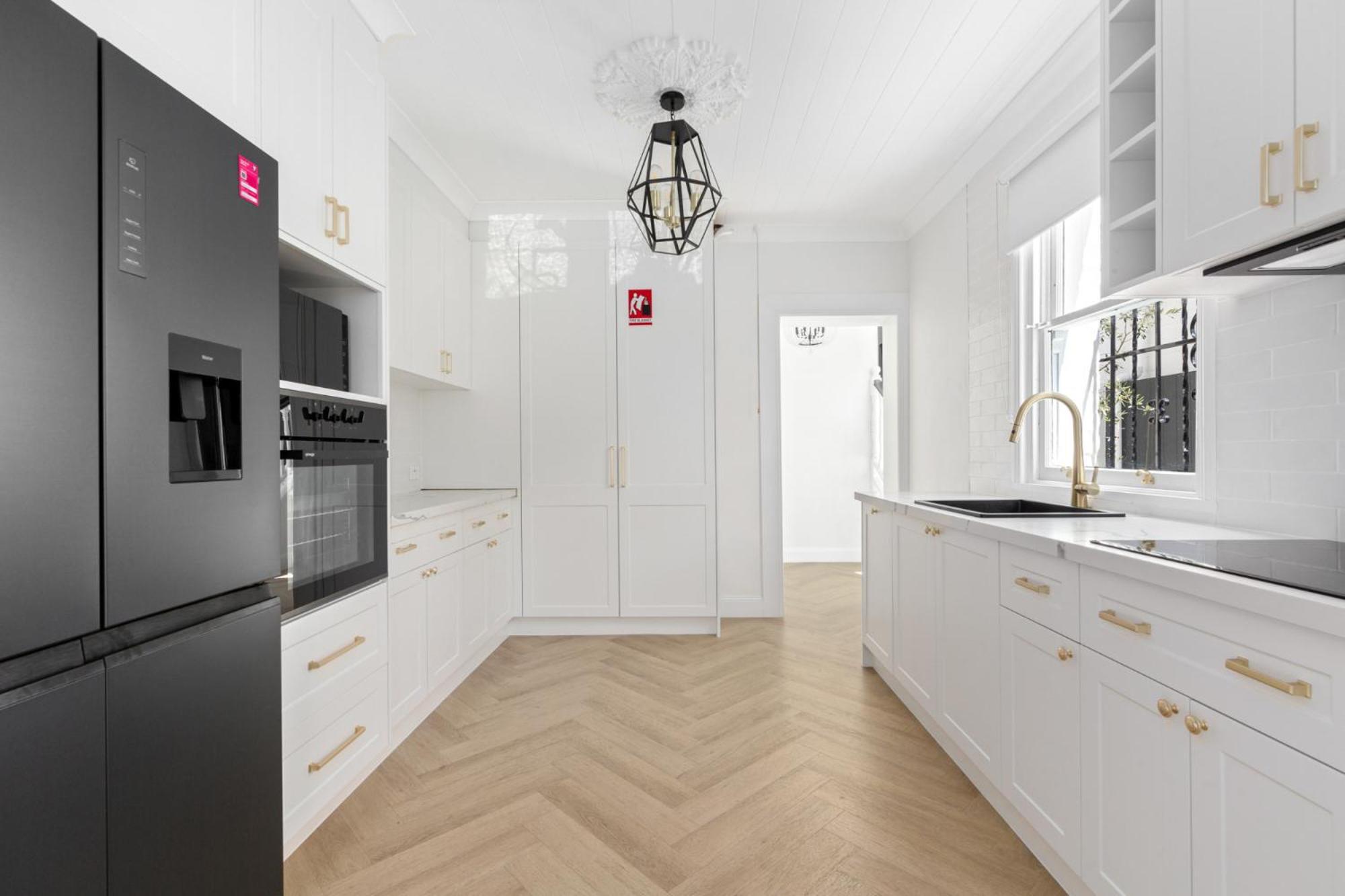 Superb 3-bed Victorian Terrace By Darling Harbour