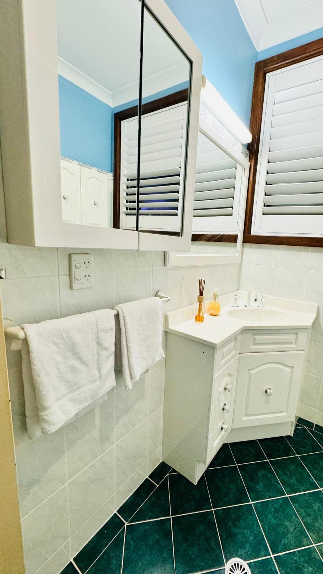Casa de férias 3br House With Swimming Pool In *
