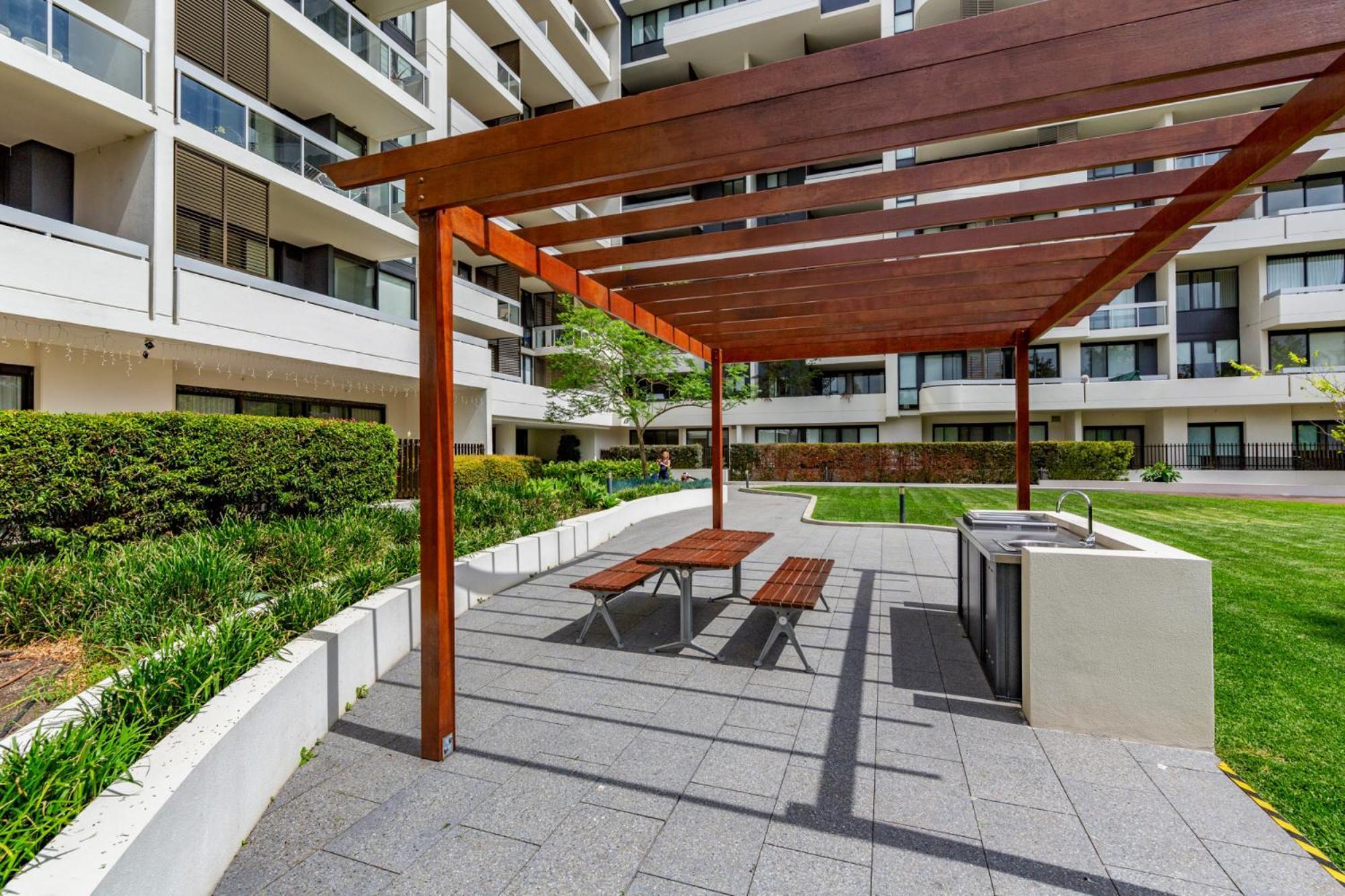 Luxe 2-bed: Modern Interiors Balcony & Bbq Area Apartamento