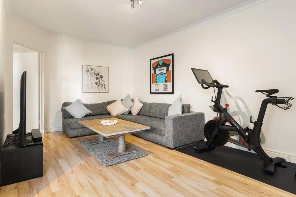 Apartment Homely-bright, Air Con, Car Spc