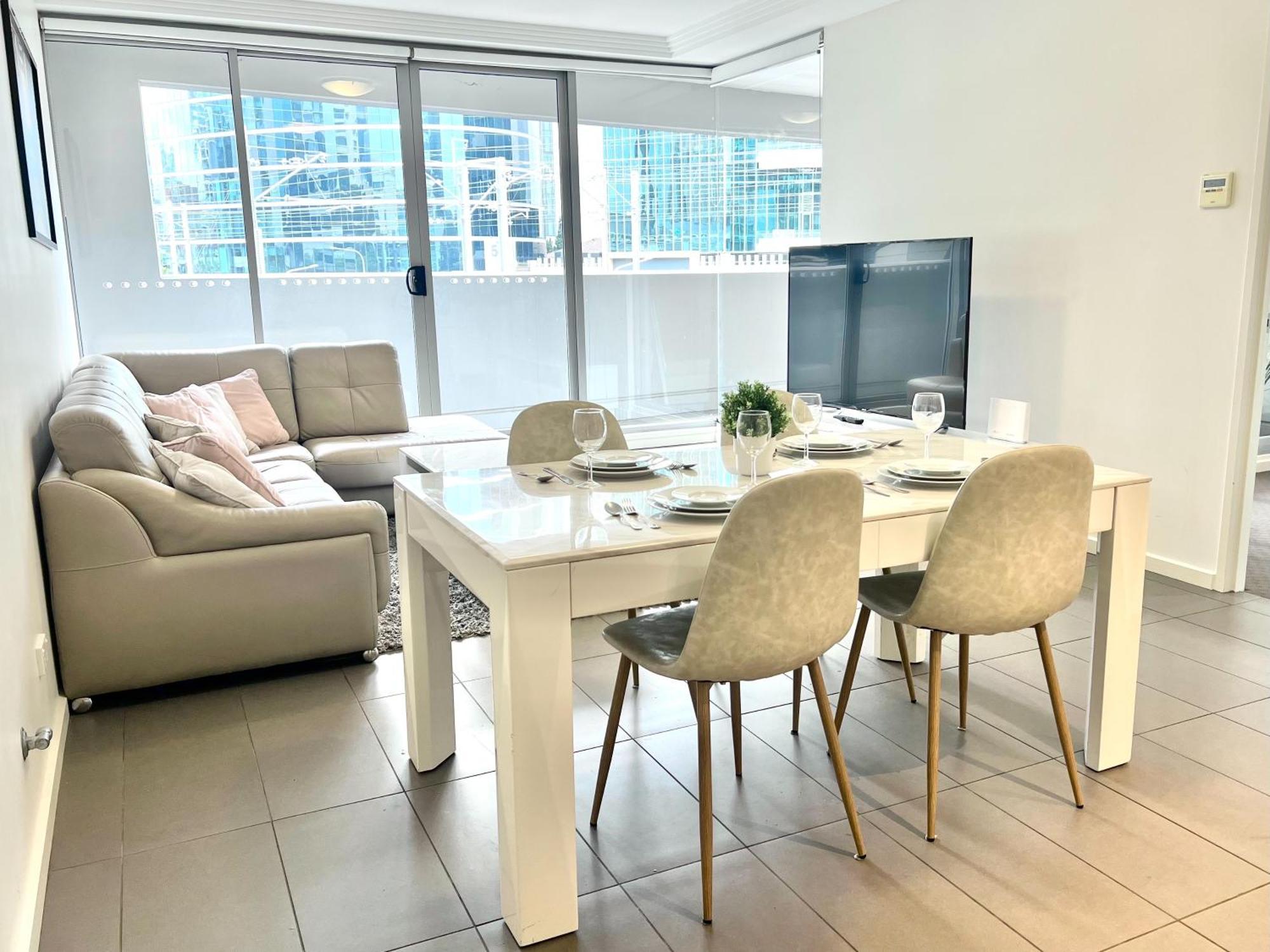 Charming One-bed In The Heart Of Parramatta Apartment