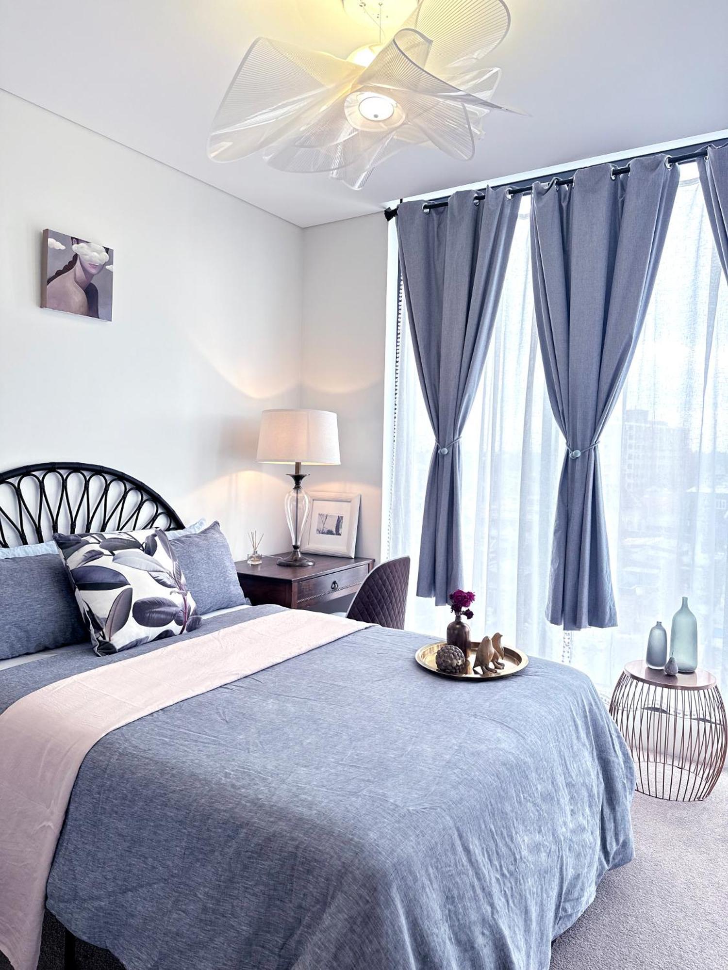 Homestay Artistic Sunroom In Granville