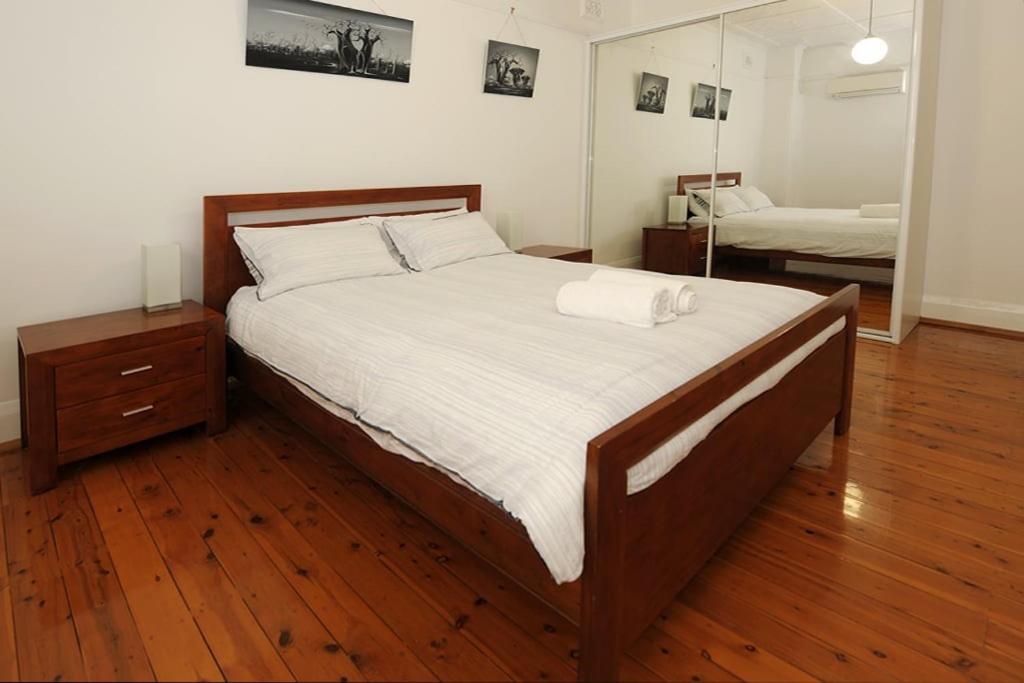 Holiday home Newtown Vibes With Pool & Parking Sydney