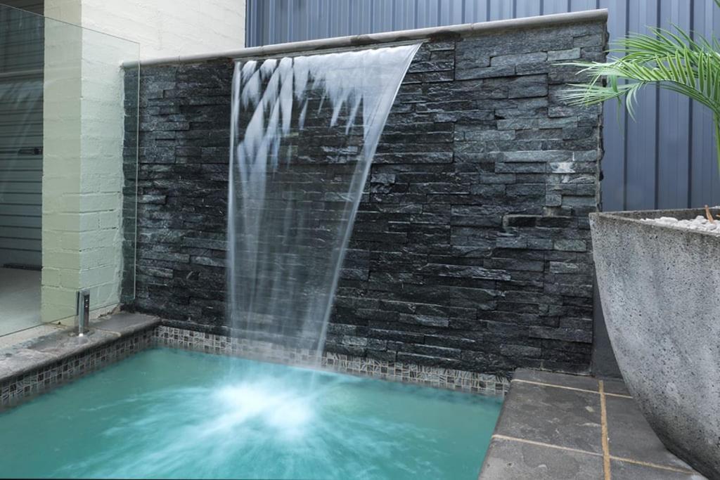 Newtown Vibes With Pool & Parking Sydney